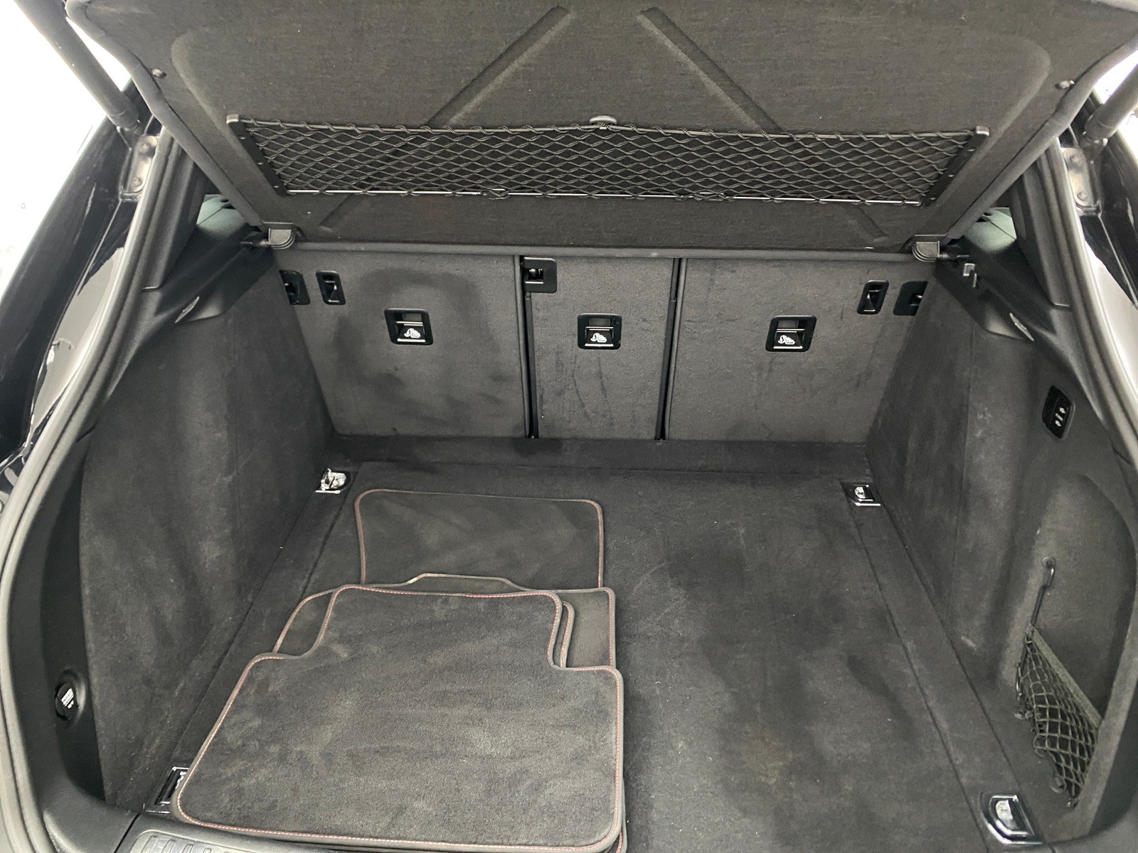 Thumbnail: 2017 Porsche Macan - 6