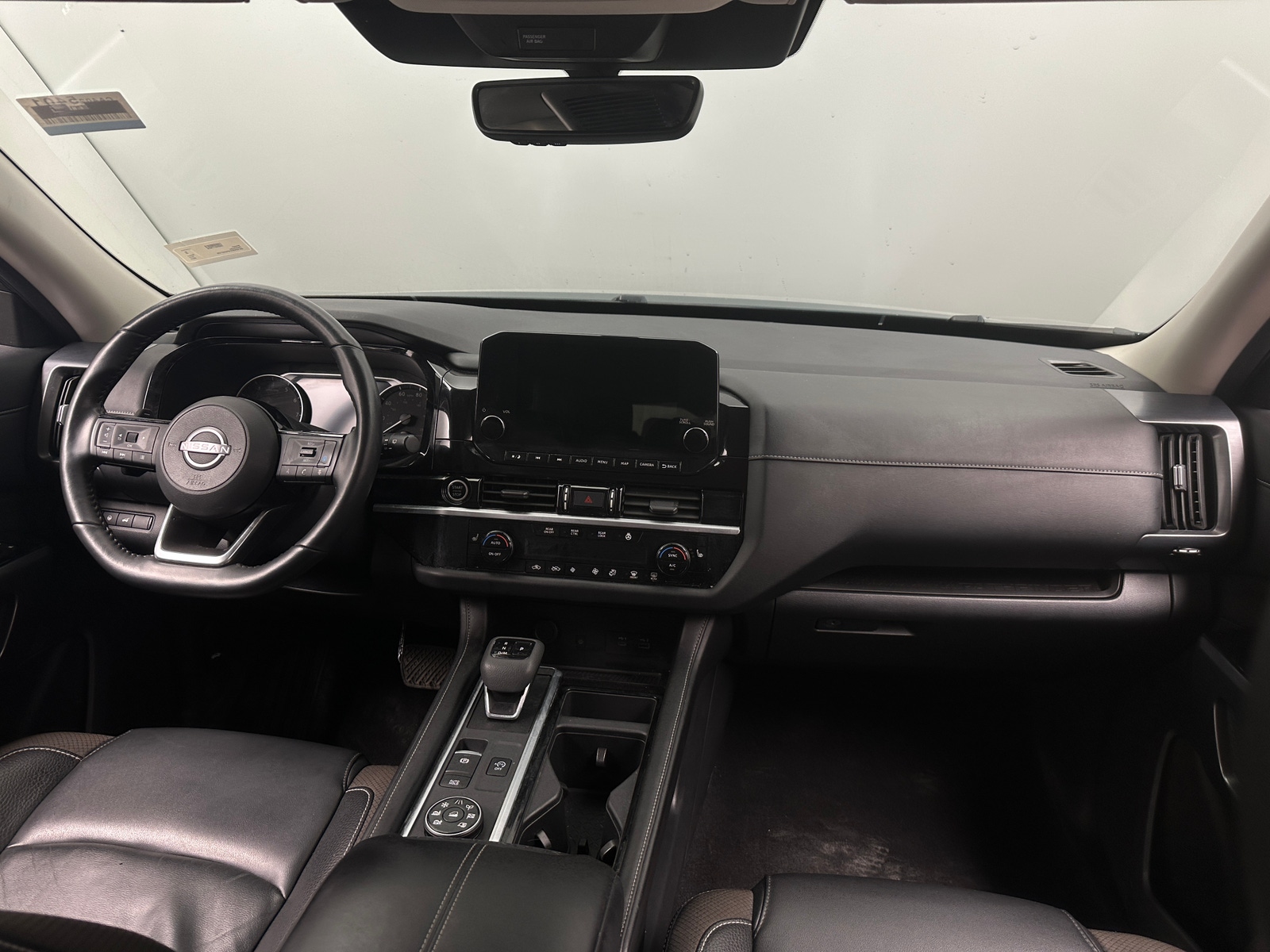 Thumbnail: 2023 Nissan Pathfinder - 2