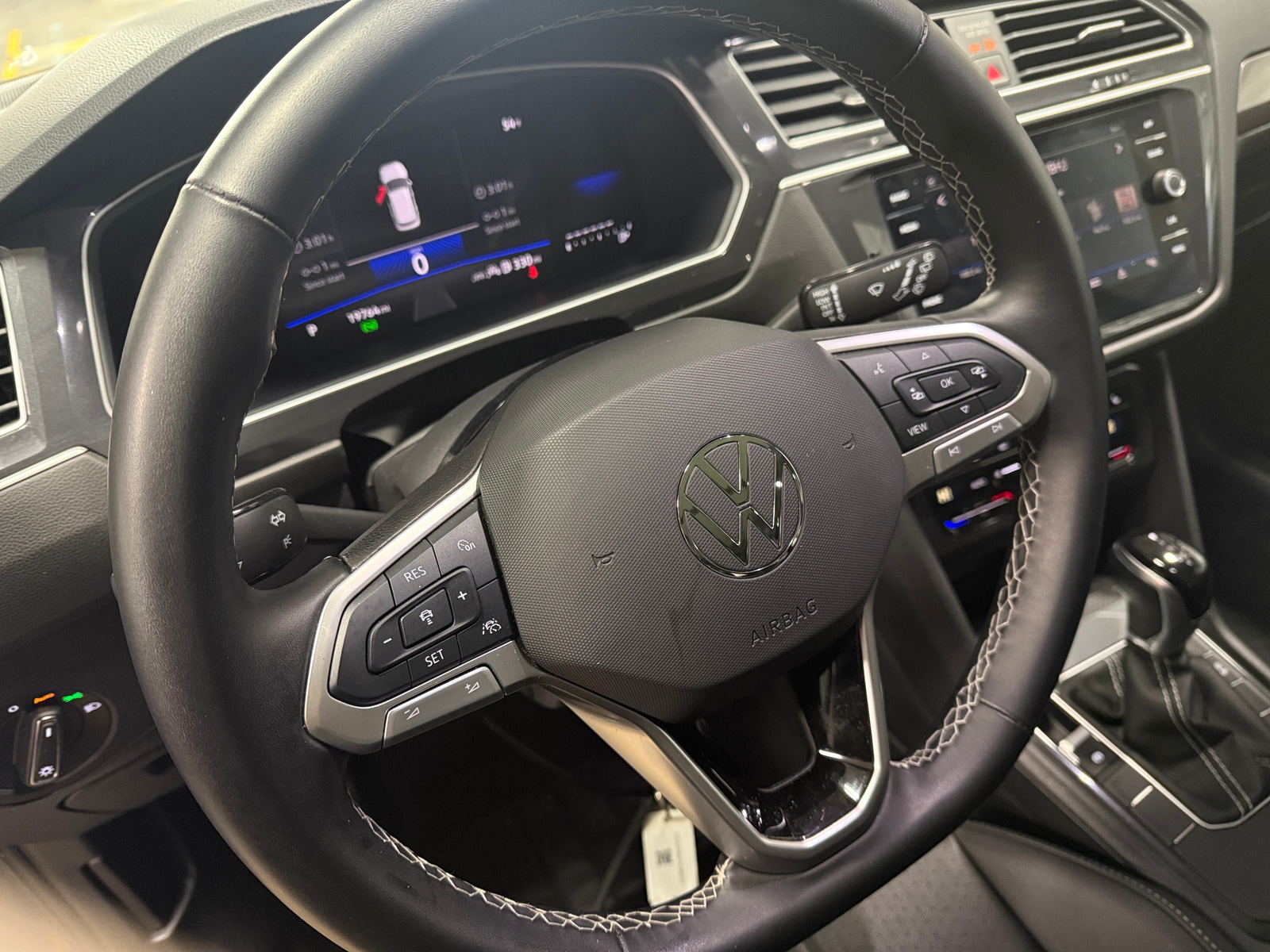 Thumbnail: 2024 Volkswagen Tiguan - 4