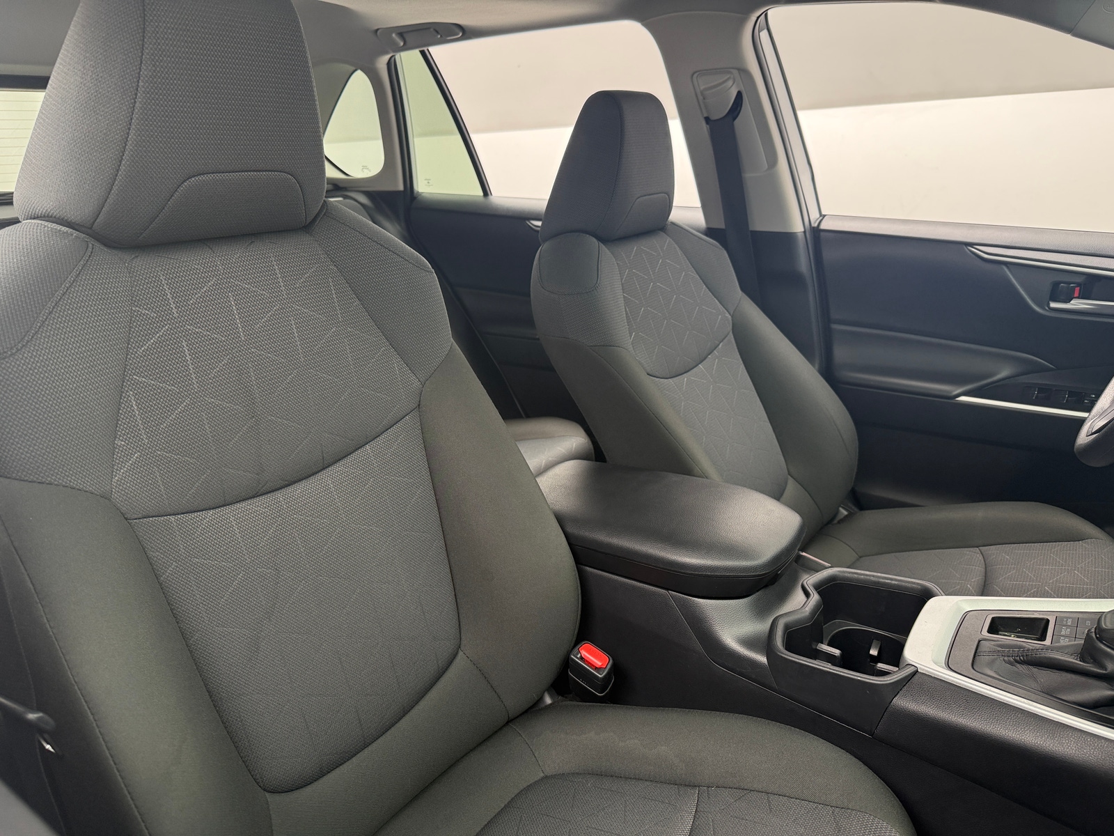 Thumbnail: 2025 Toyota RAV4 - 2