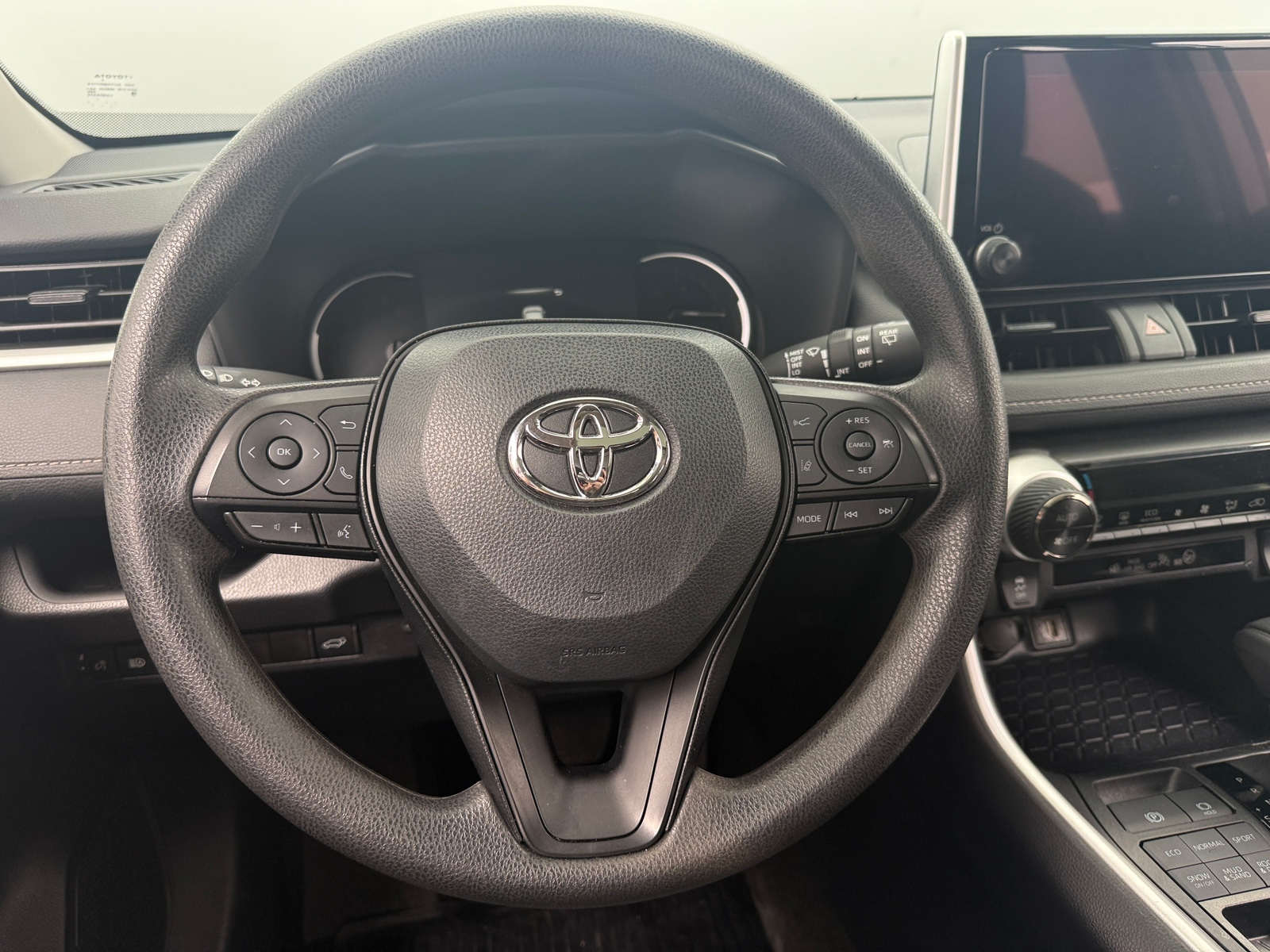 Thumbnail: 2025 Toyota RAV4 - 5