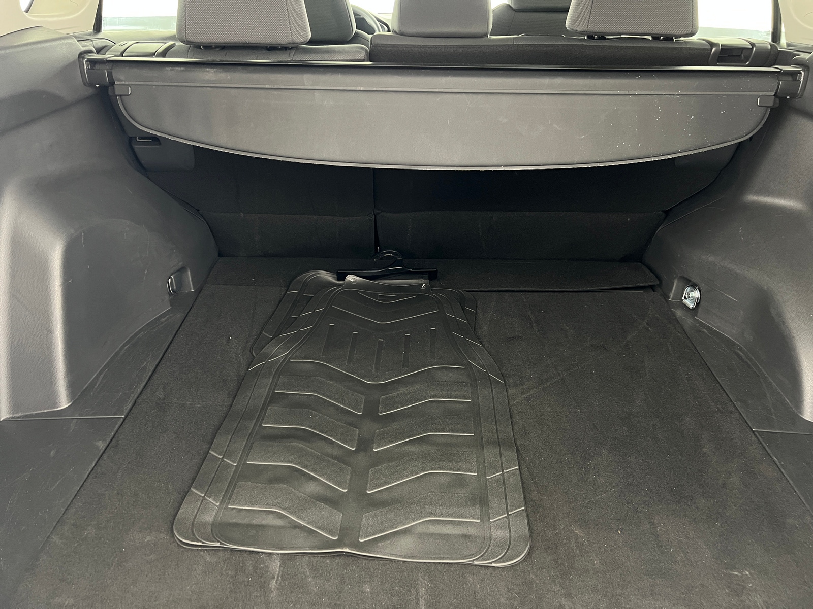 Thumbnail: 2025 Toyota RAV4 - 7