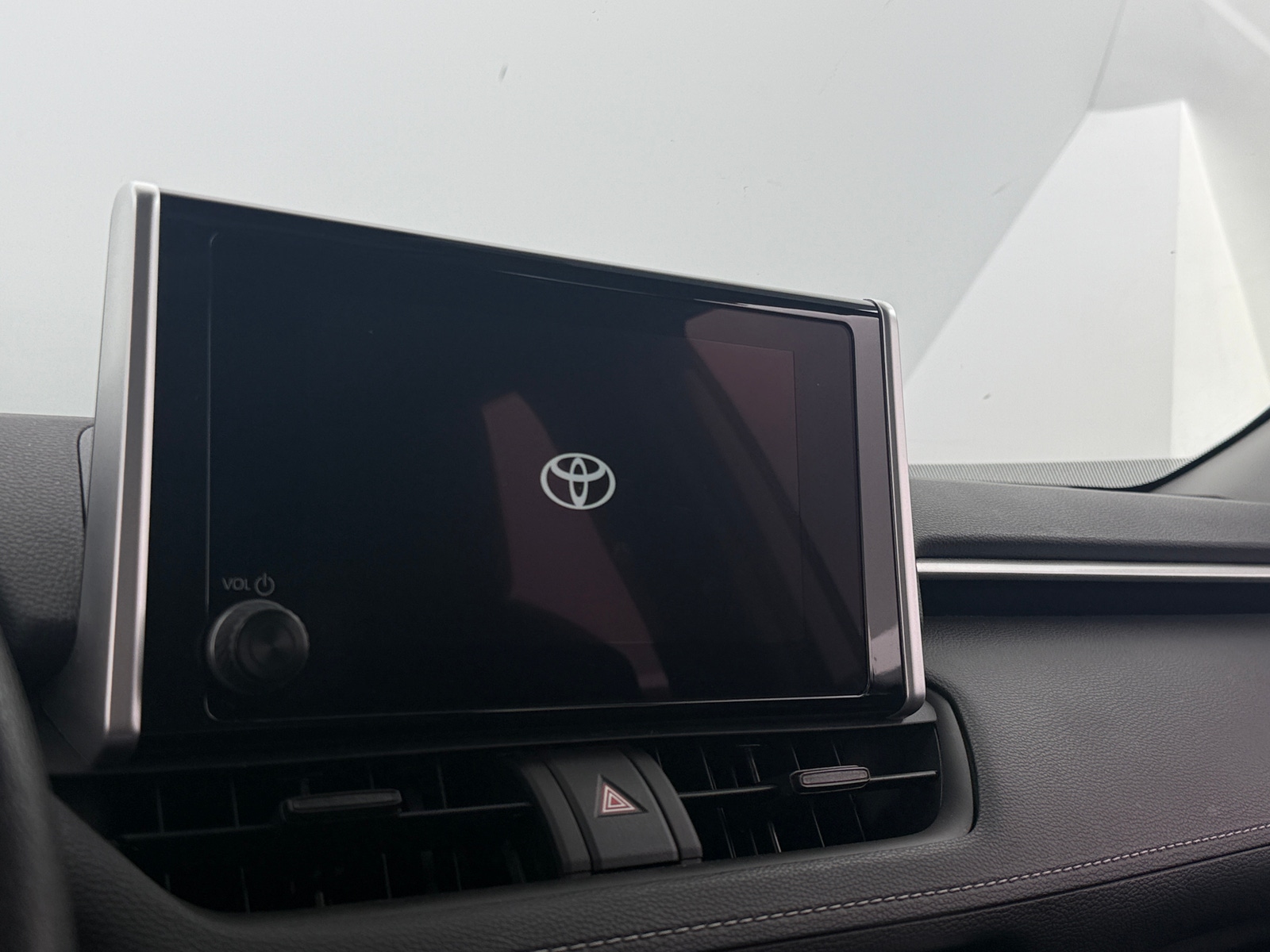 Thumbnail: 2025 Toyota RAV4 - 4