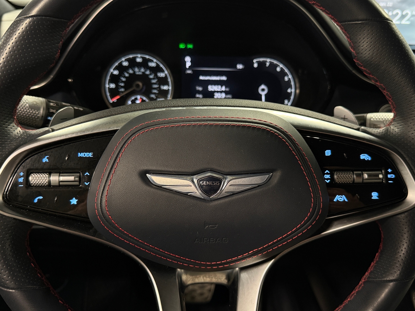 Thumbnail: 2022 Genesis GV70 - 4