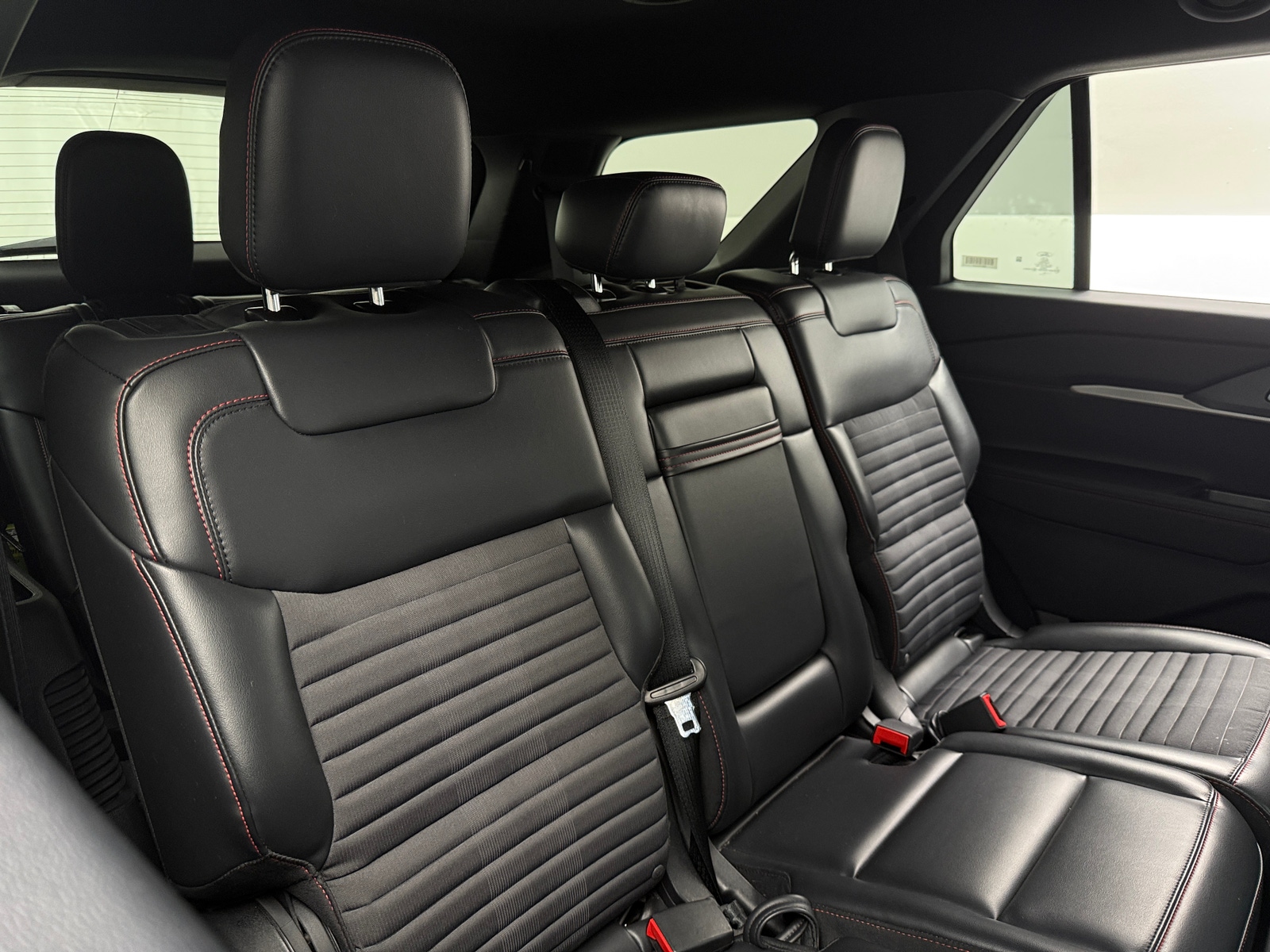 Thumbnail: 2025 Ford Explorer - 5