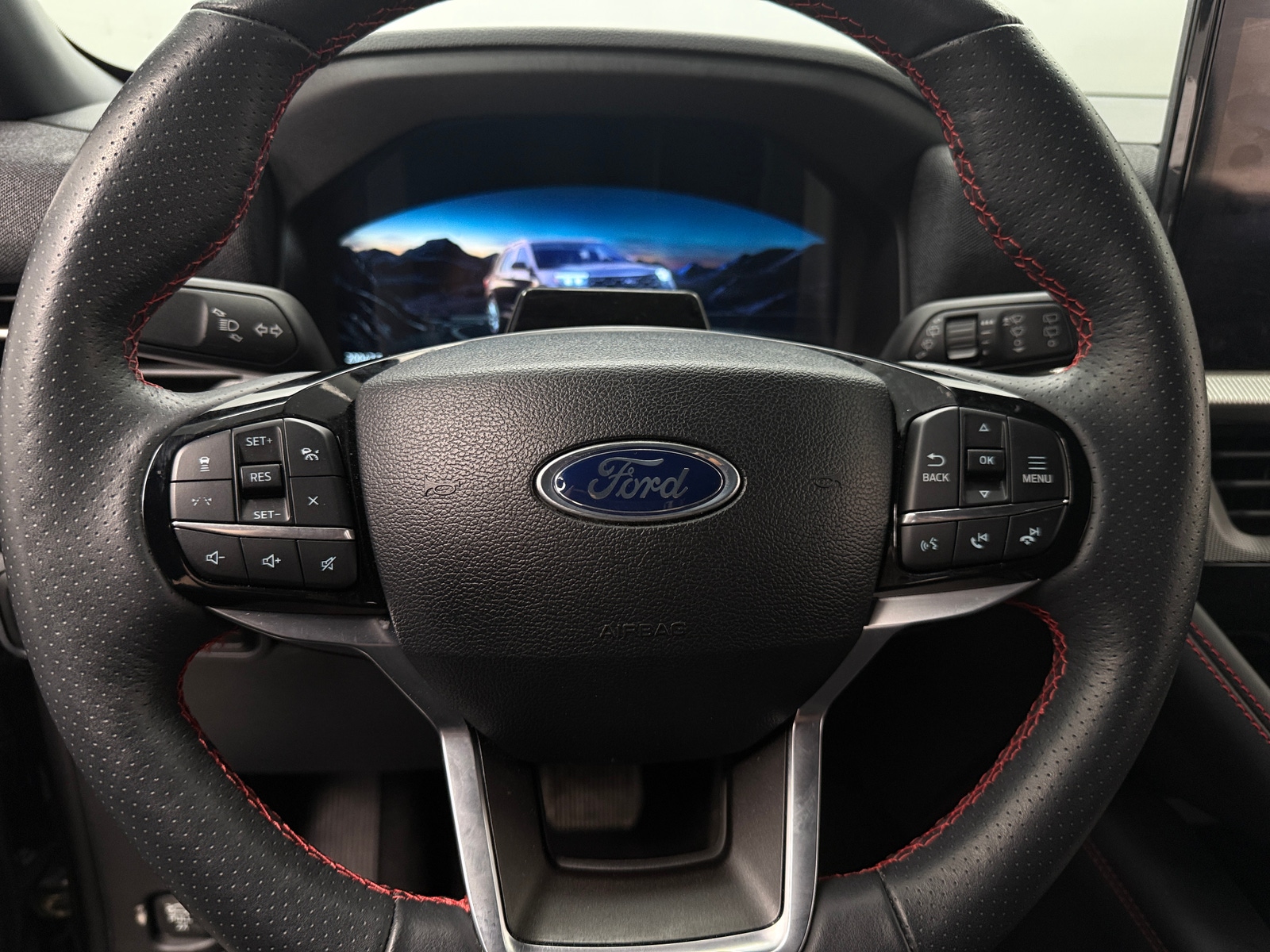 Thumbnail: 2025 Ford Explorer - 4