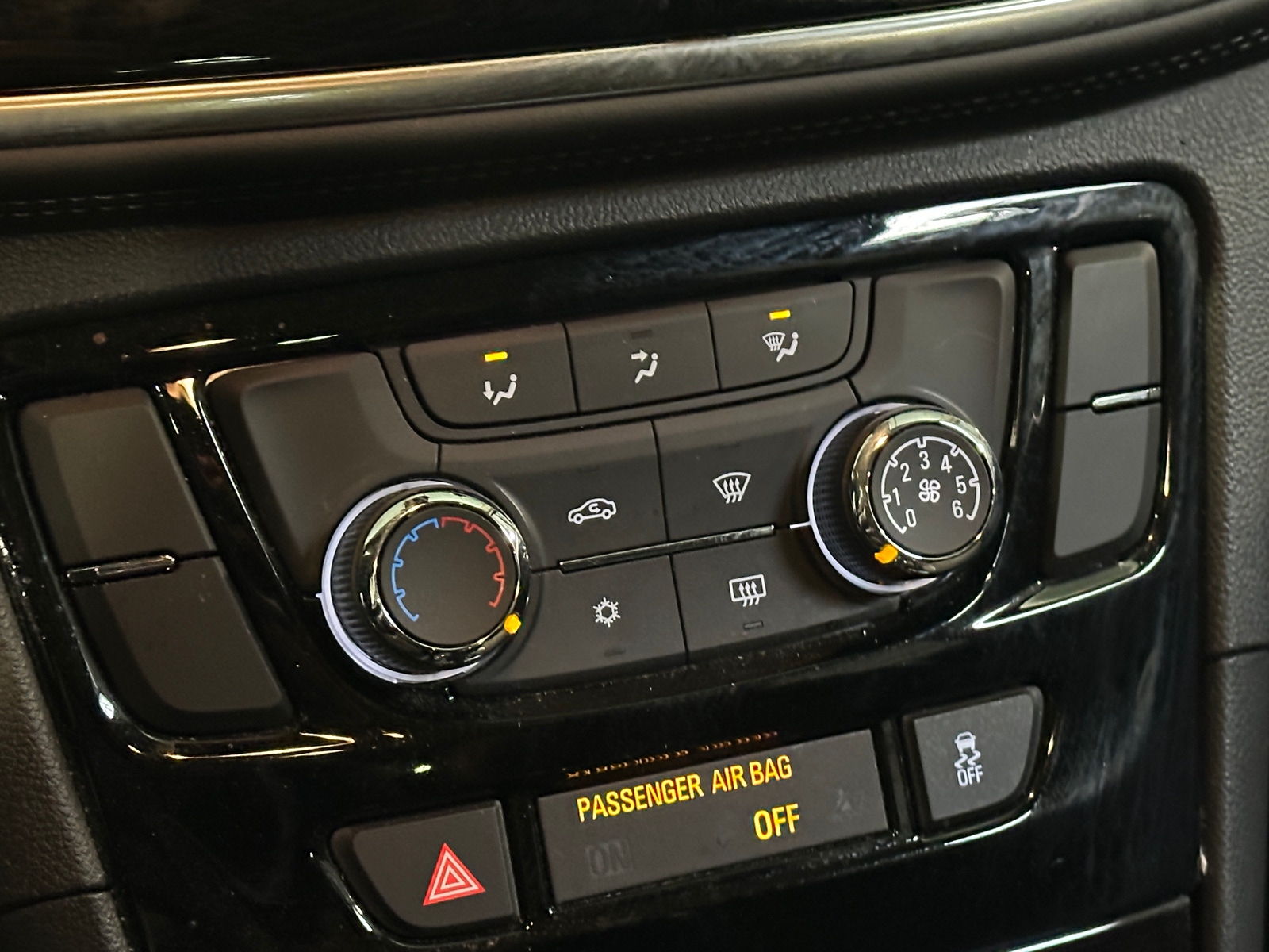 Thumbnail: 2017 Buick Encore - 4