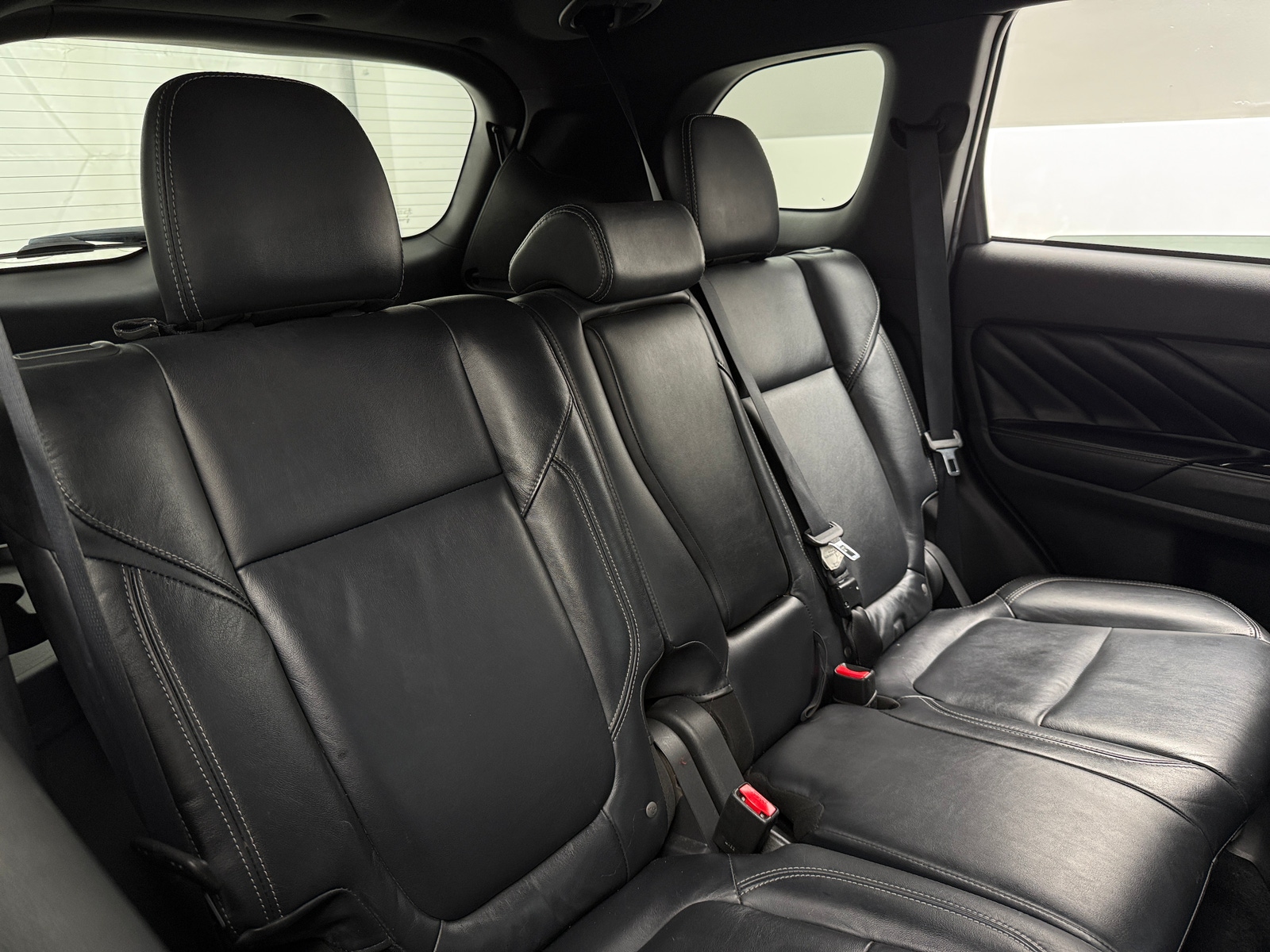 Thumbnail: 2022 Mitsubishi Outlander - 5