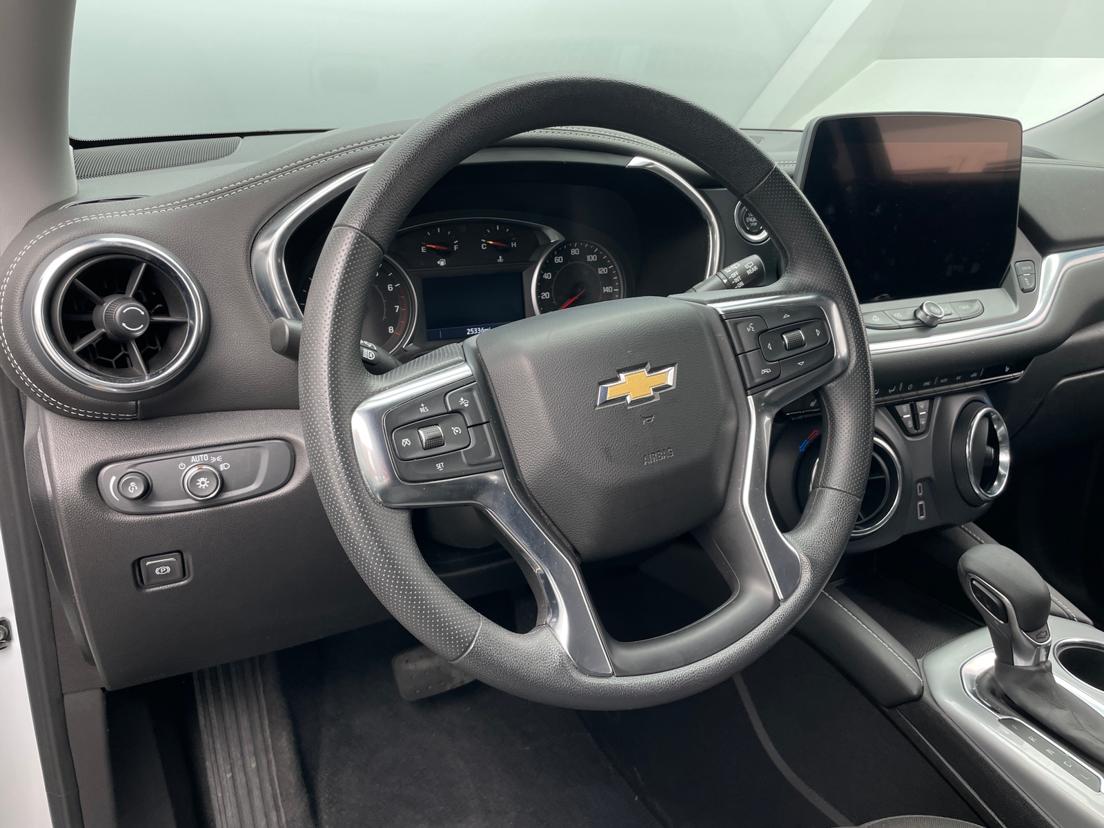 Thumbnail: 2025 Chevrolet Blazer - 5