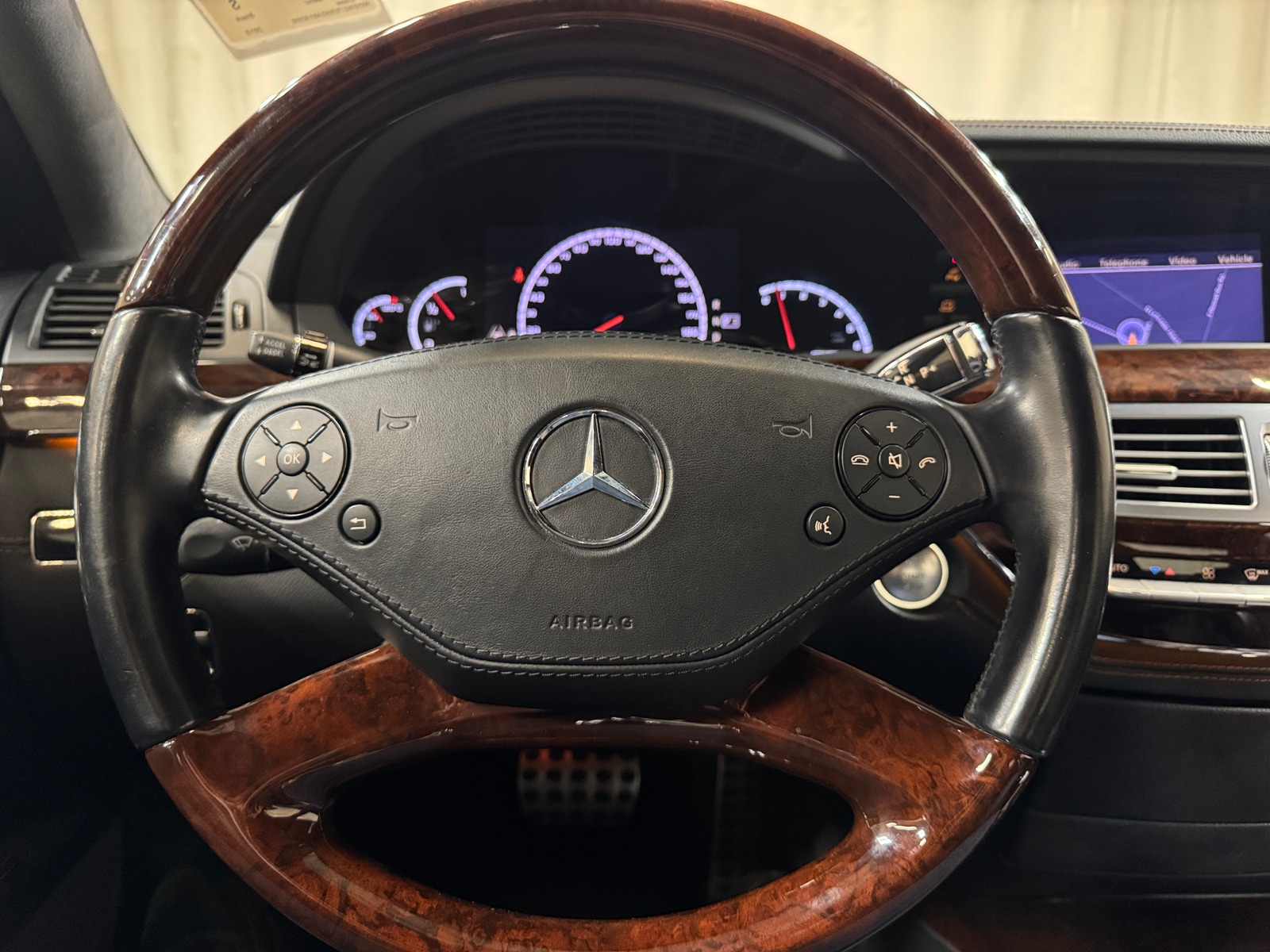 Thumbnail: 2013 Mercedes-Benz S-Class - 4