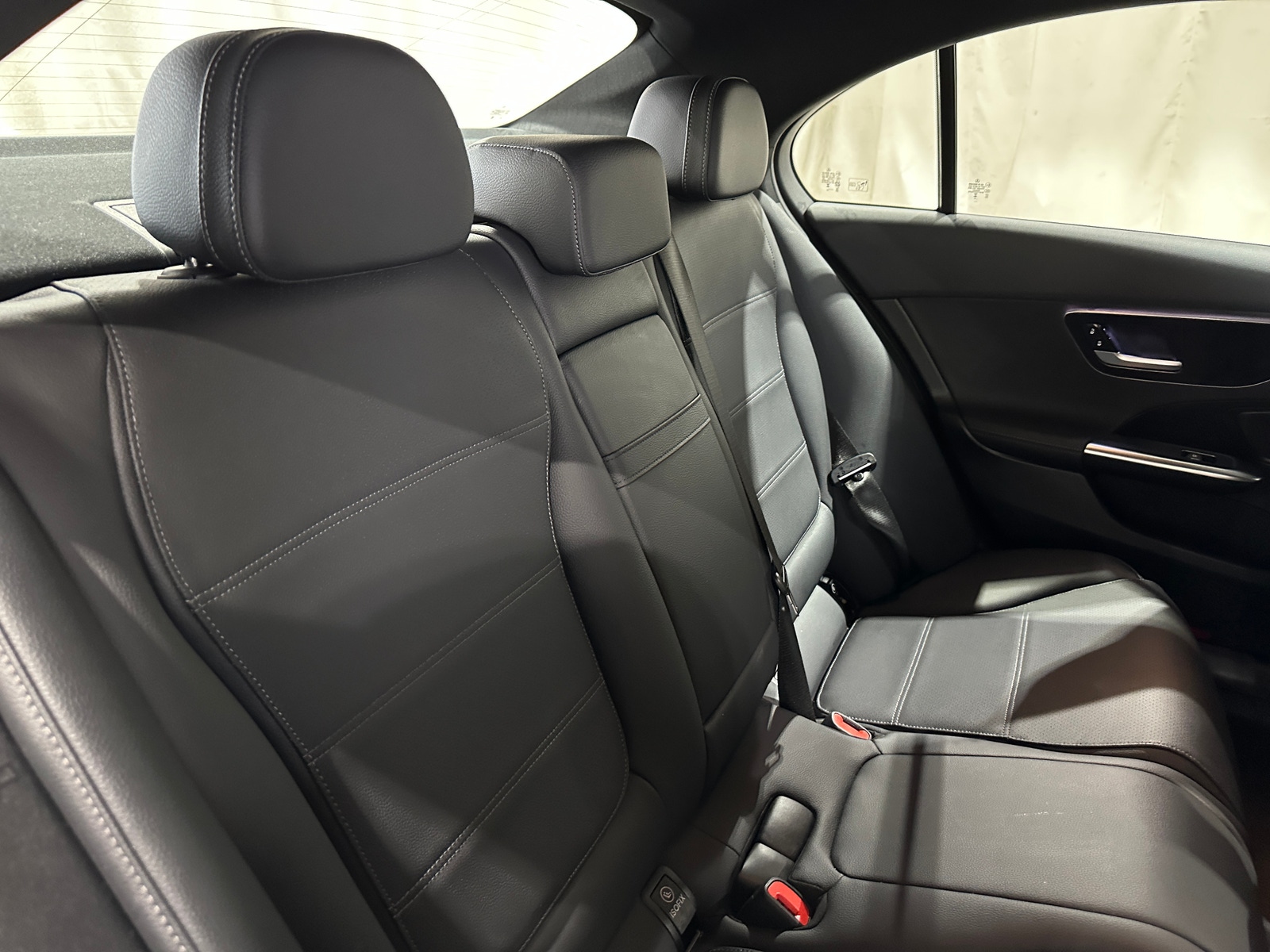 Thumbnail: 2025 Mercedes-Benz C-Class - 5