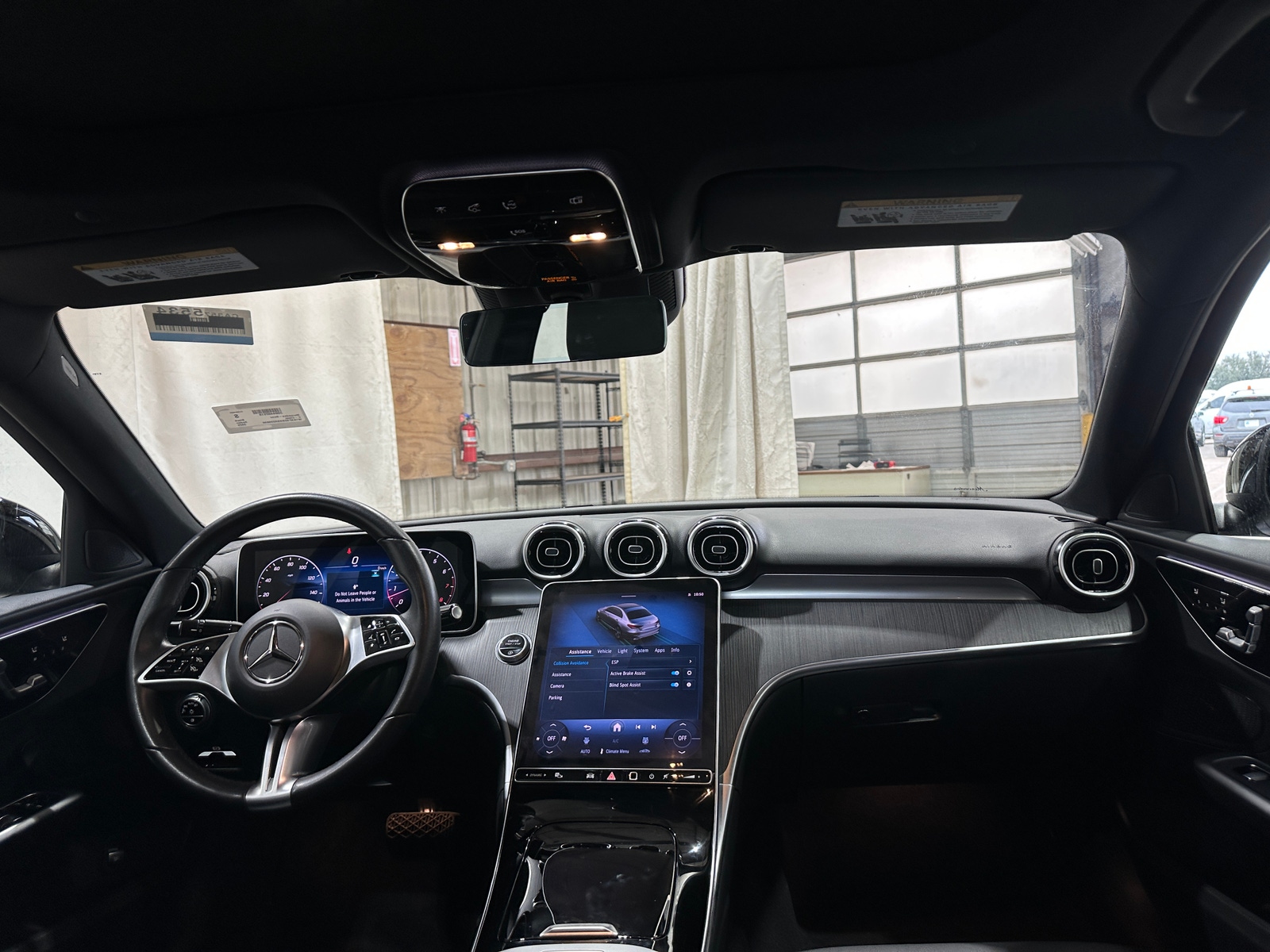 Thumbnail: 2025 Mercedes-Benz C-Class - 2