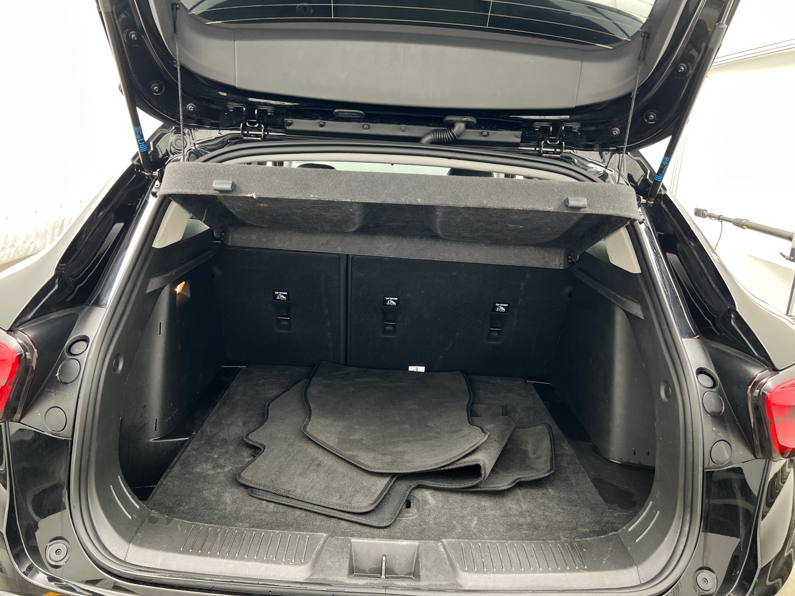 Thumbnail: 2025 Chevrolet Trax - 7