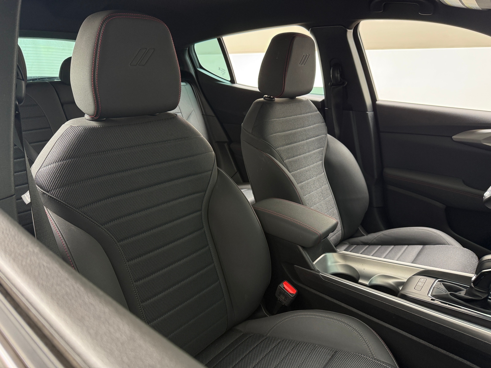 Thumbnail: 2024 Dodge Hornet - 2