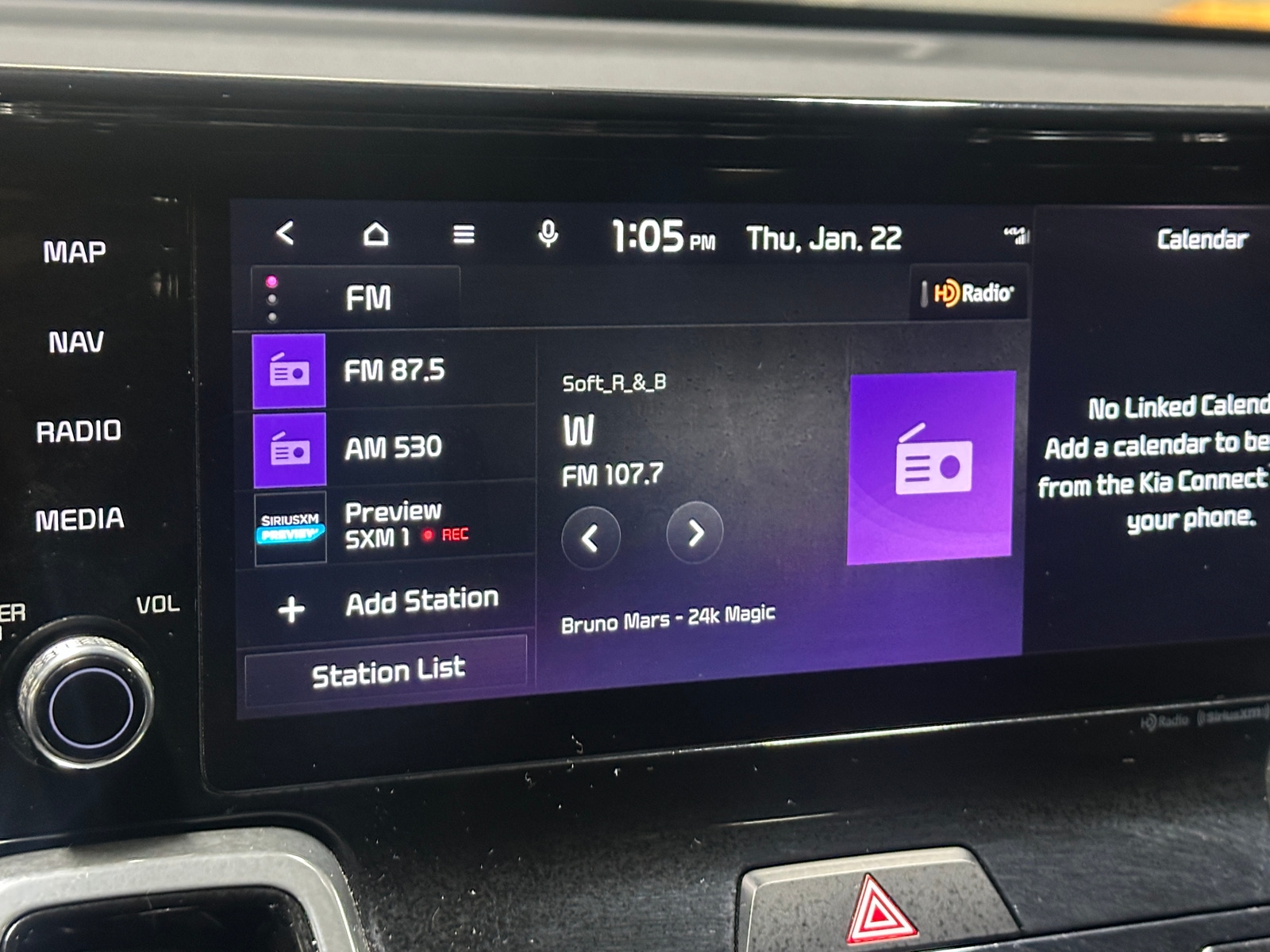 Thumbnail: 2023 Kia Sorento - 3