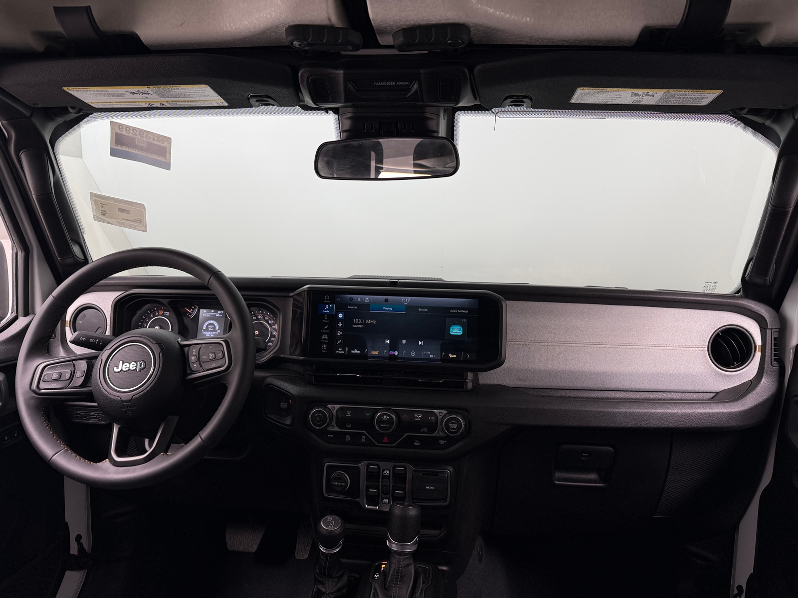 Thumbnail: 2025 Jeep Gladiator - 3