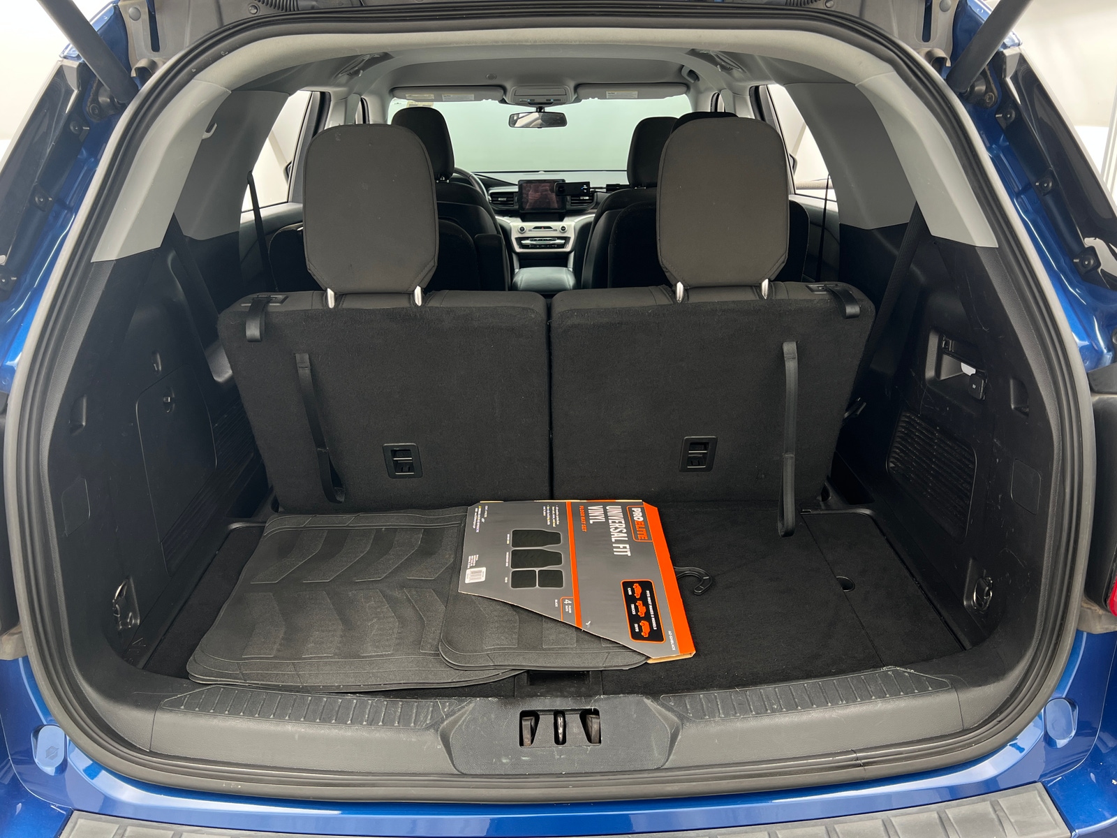 Thumbnail: 2020 Ford Explorer - 7