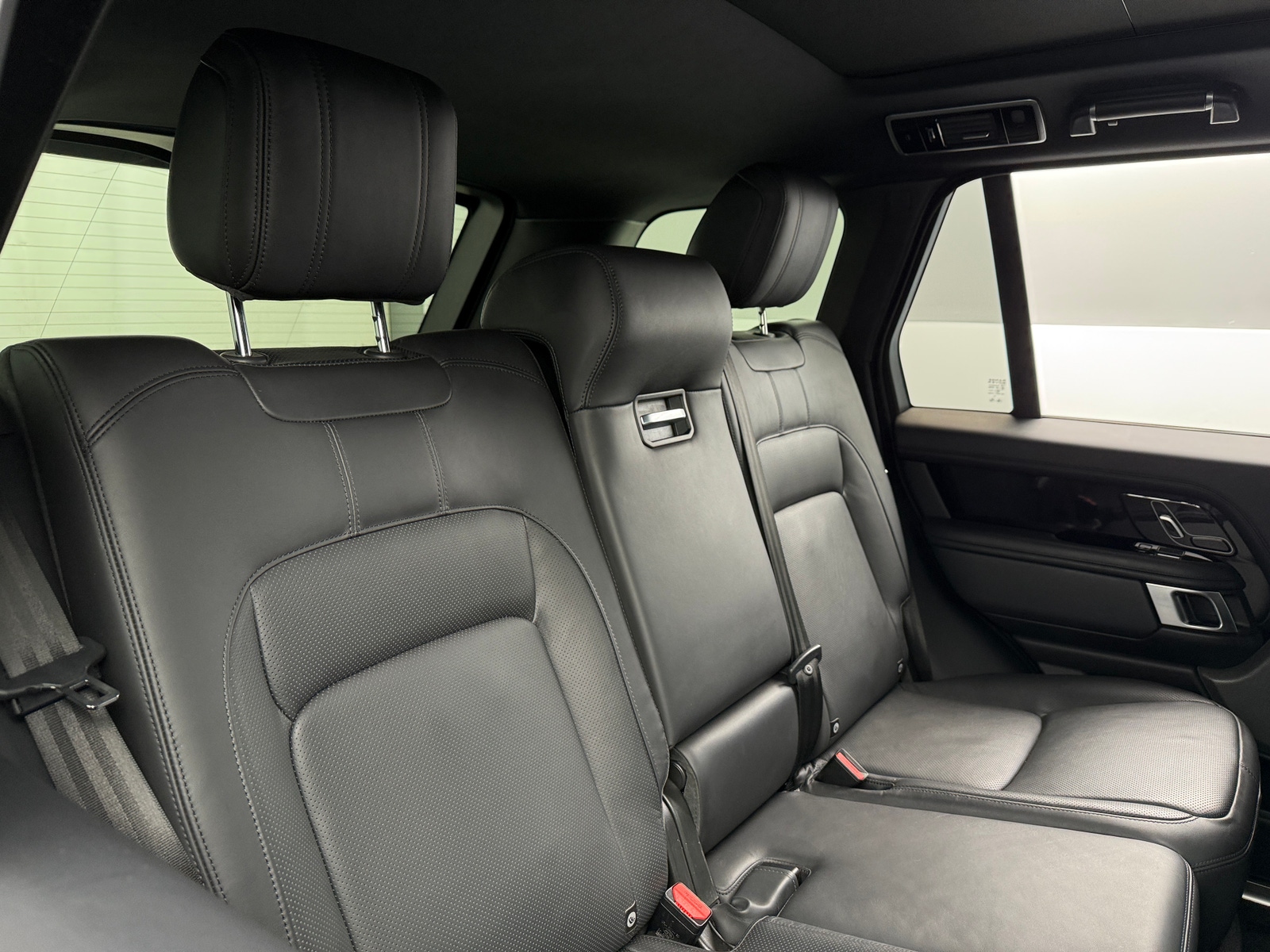 Thumbnail: 2020 Land Rover Range Rover - 5