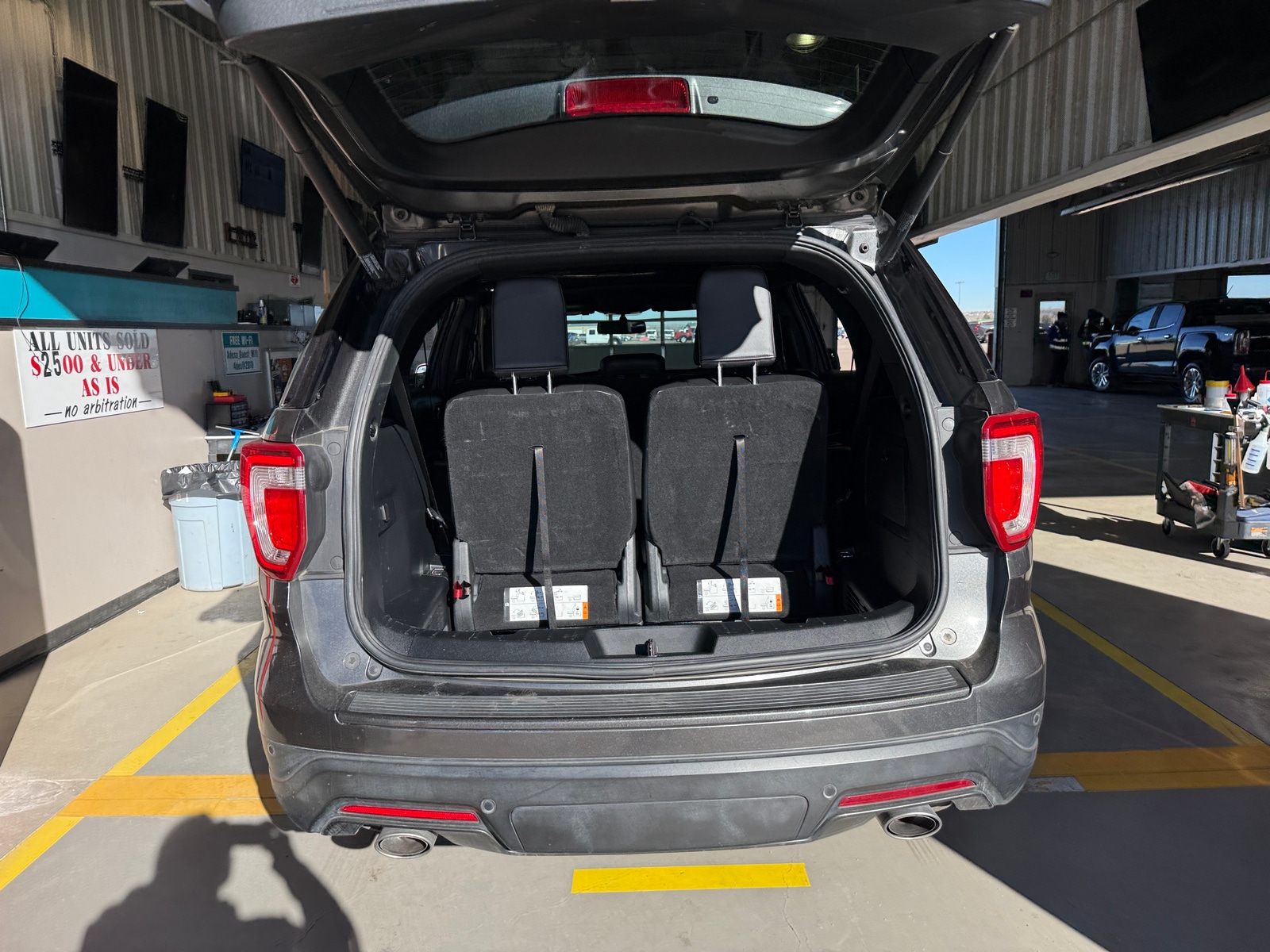 Thumbnail: 2018 Ford Explorer - 7