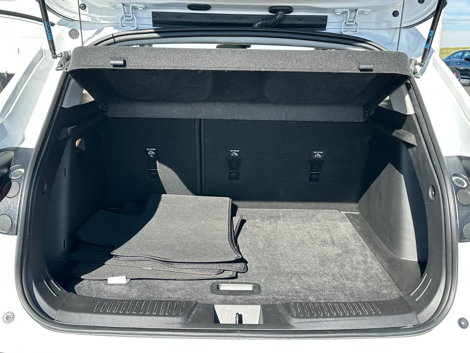 Thumbnail: 2025 Chevrolet Trax - 7