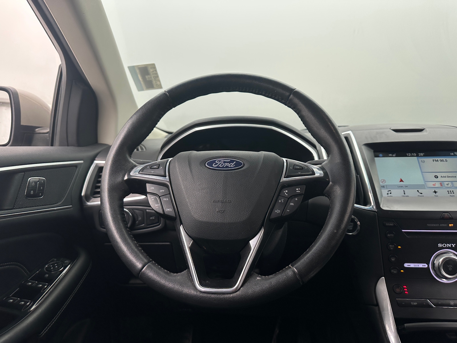 Thumbnail: 2018 Ford Edge - 4