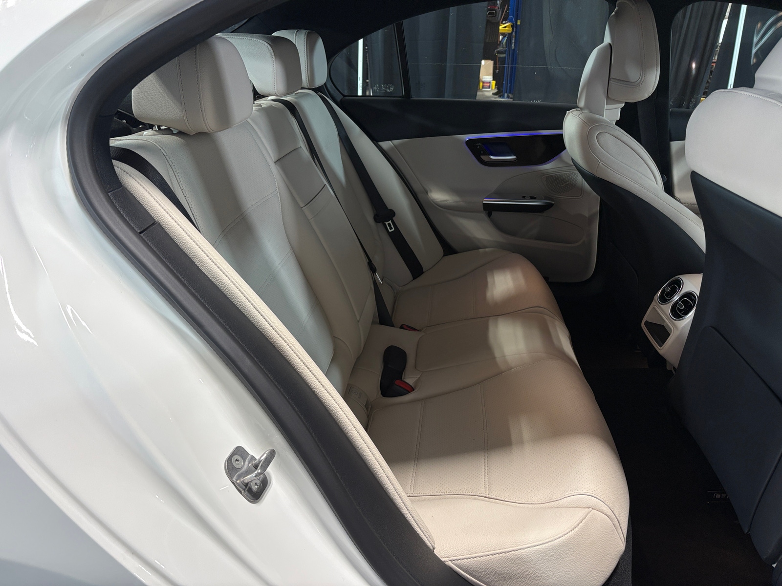 Thumbnail: 2025 Mercedes-Benz C-Class - 5