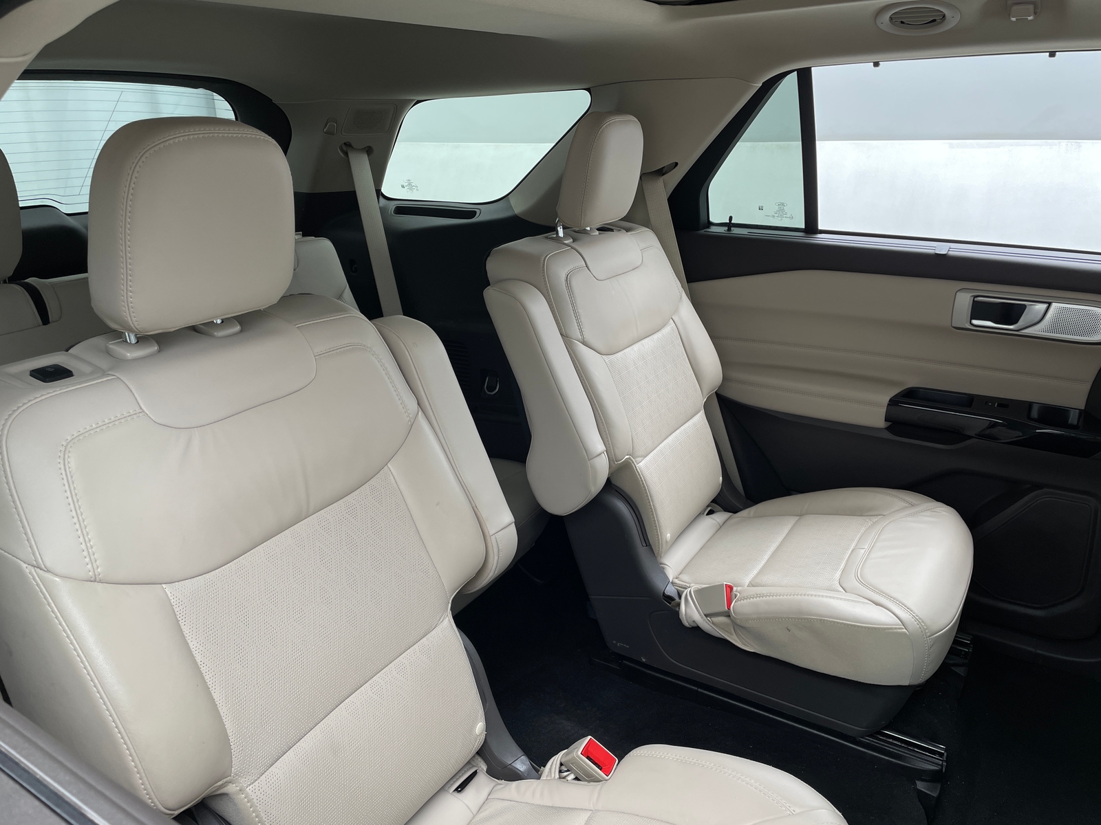 Thumbnail: 2023 Ford Explorer - 5