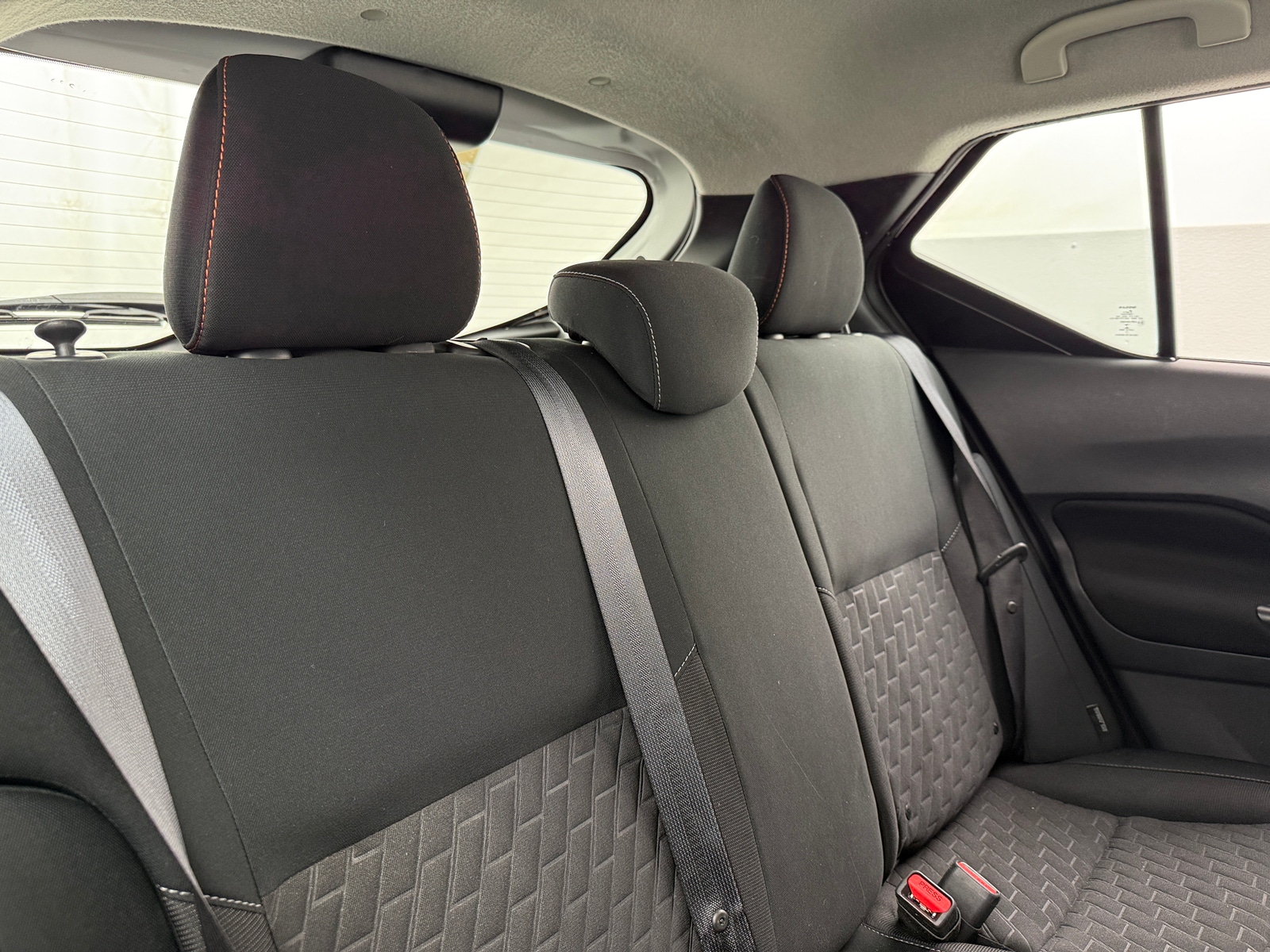 Thumbnail: 2021 Nissan Kicks - 6