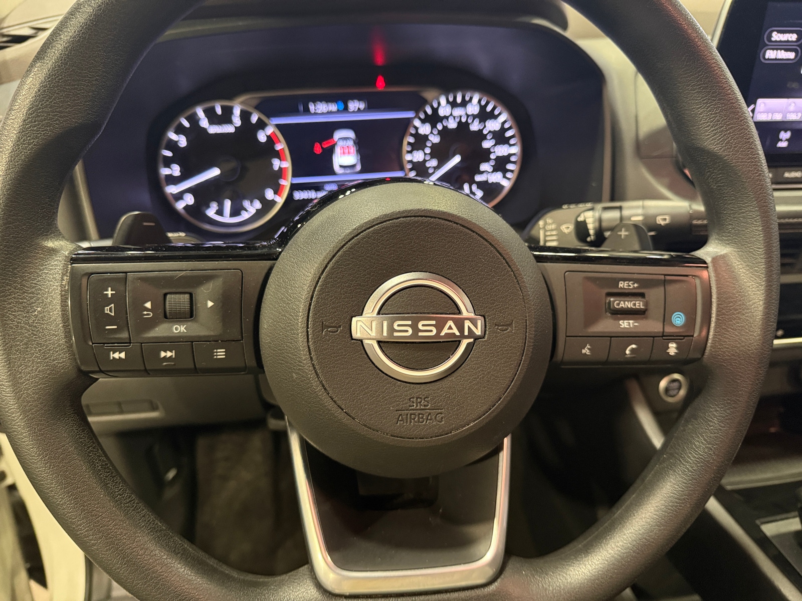 Thumbnail: 2023 Nissan Rogue - 5