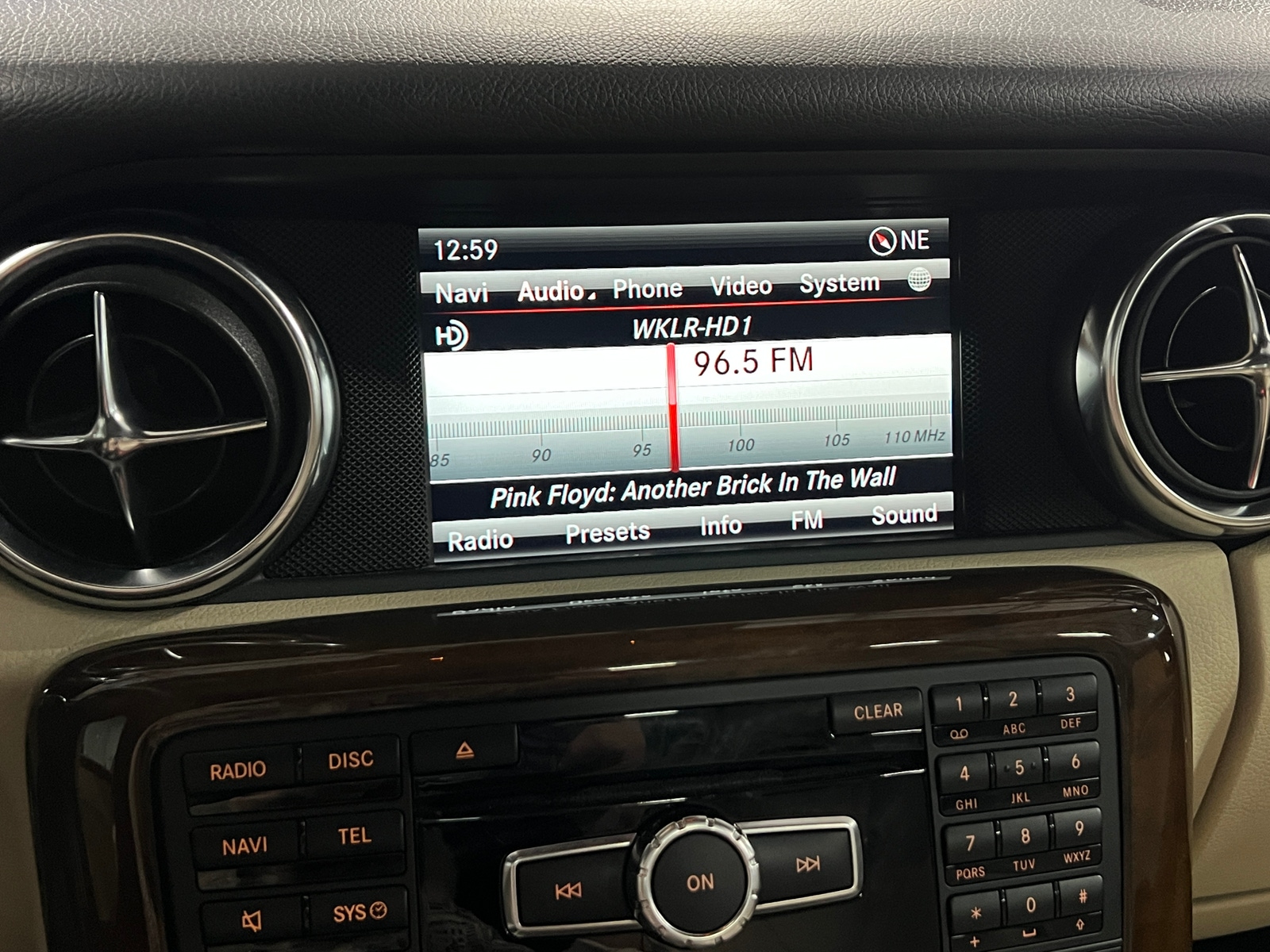 Thumbnail: 2016 Mercedes-Benz SLK - 2