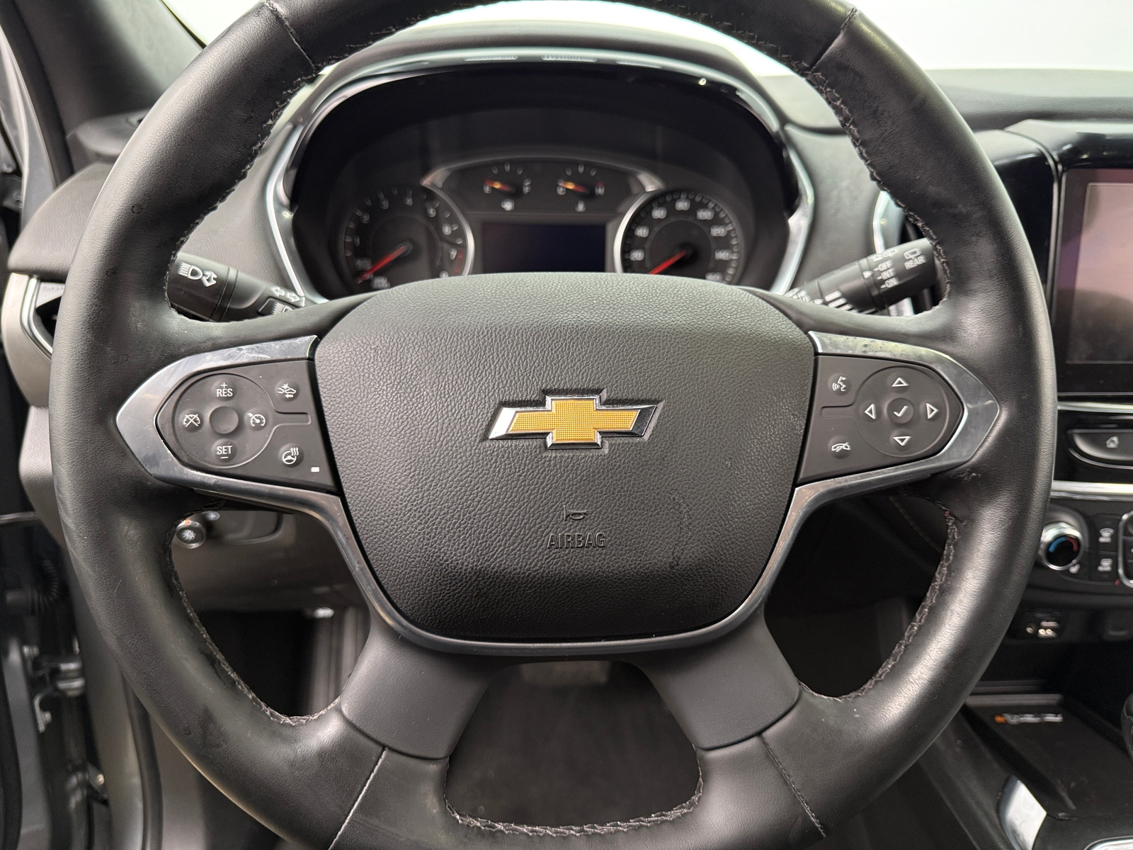 Thumbnail: 2023 Chevrolet Traverse - 4