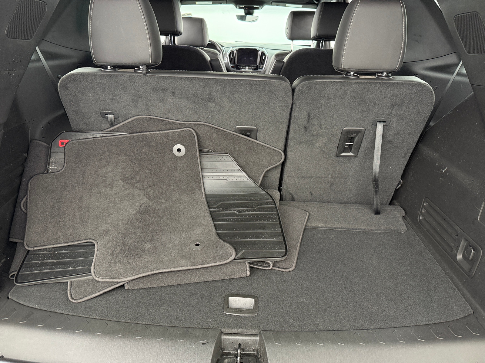 Thumbnail: 2023 Chevrolet Traverse - 6