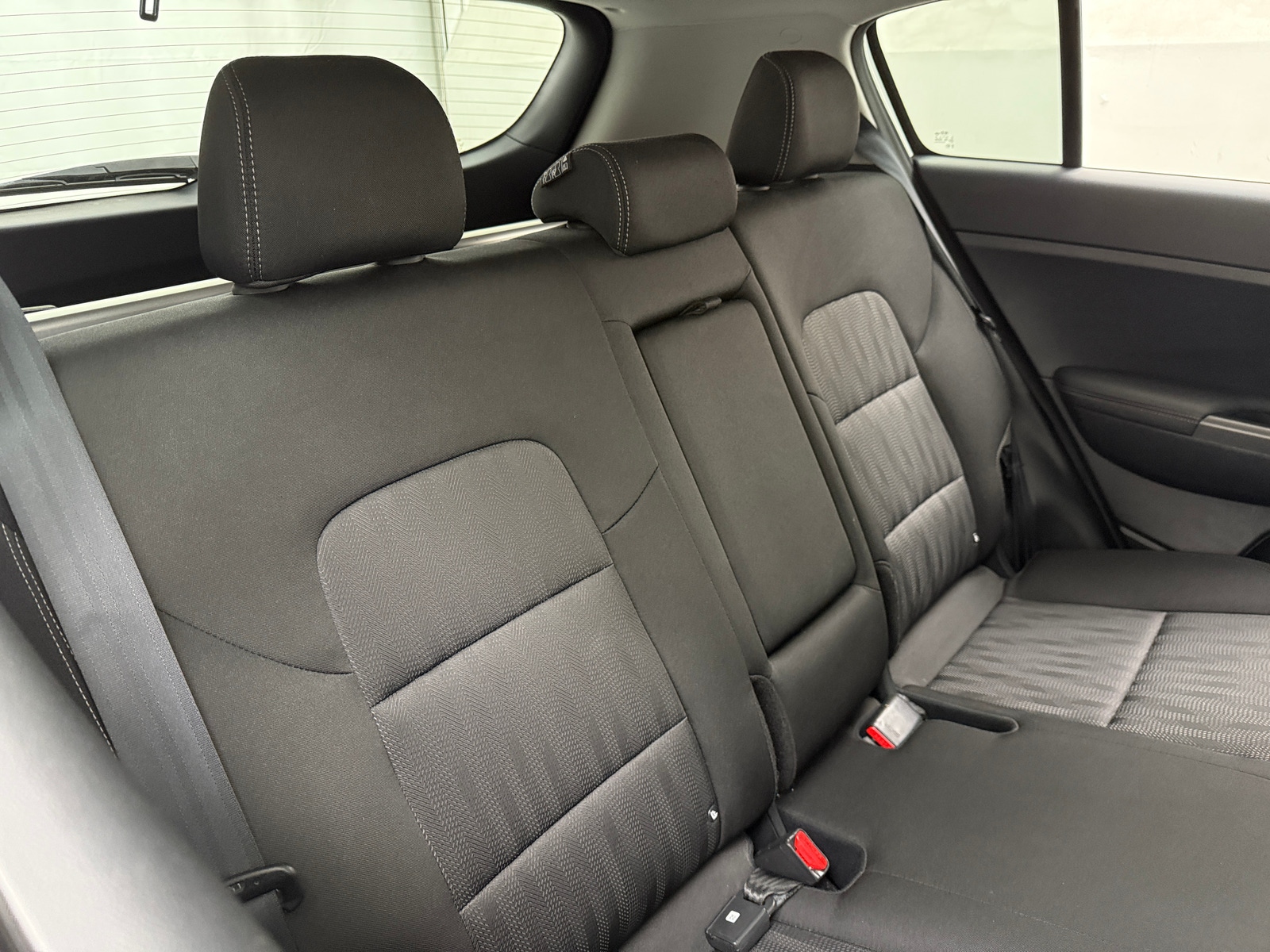 Thumbnail: 2022 Kia Sportage - 6