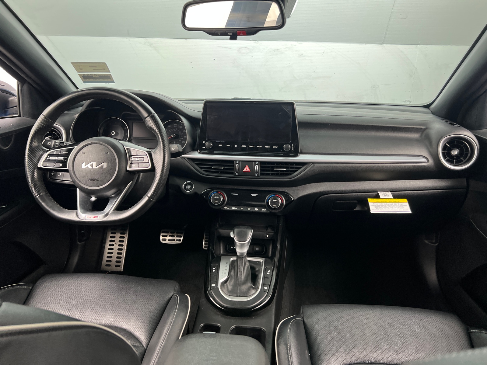 Thumbnail: 2023 Kia Forte - 3