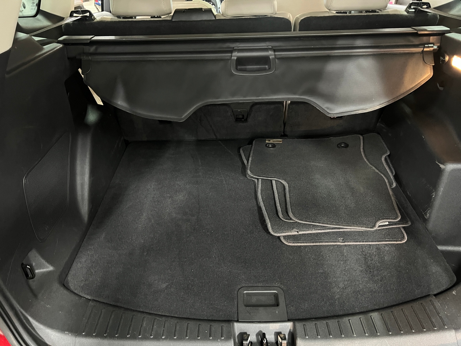 Thumbnail: 2019 Ford Escape - 6