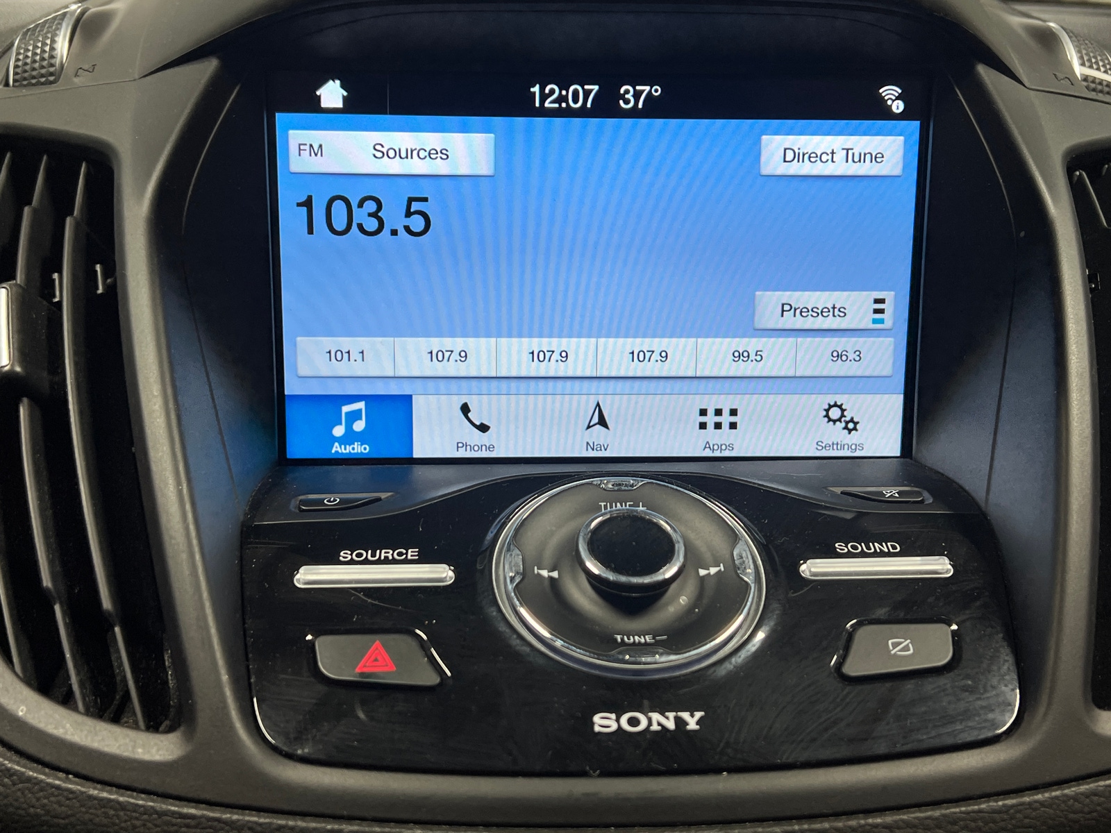 Thumbnail: 2019 Ford Escape - 3