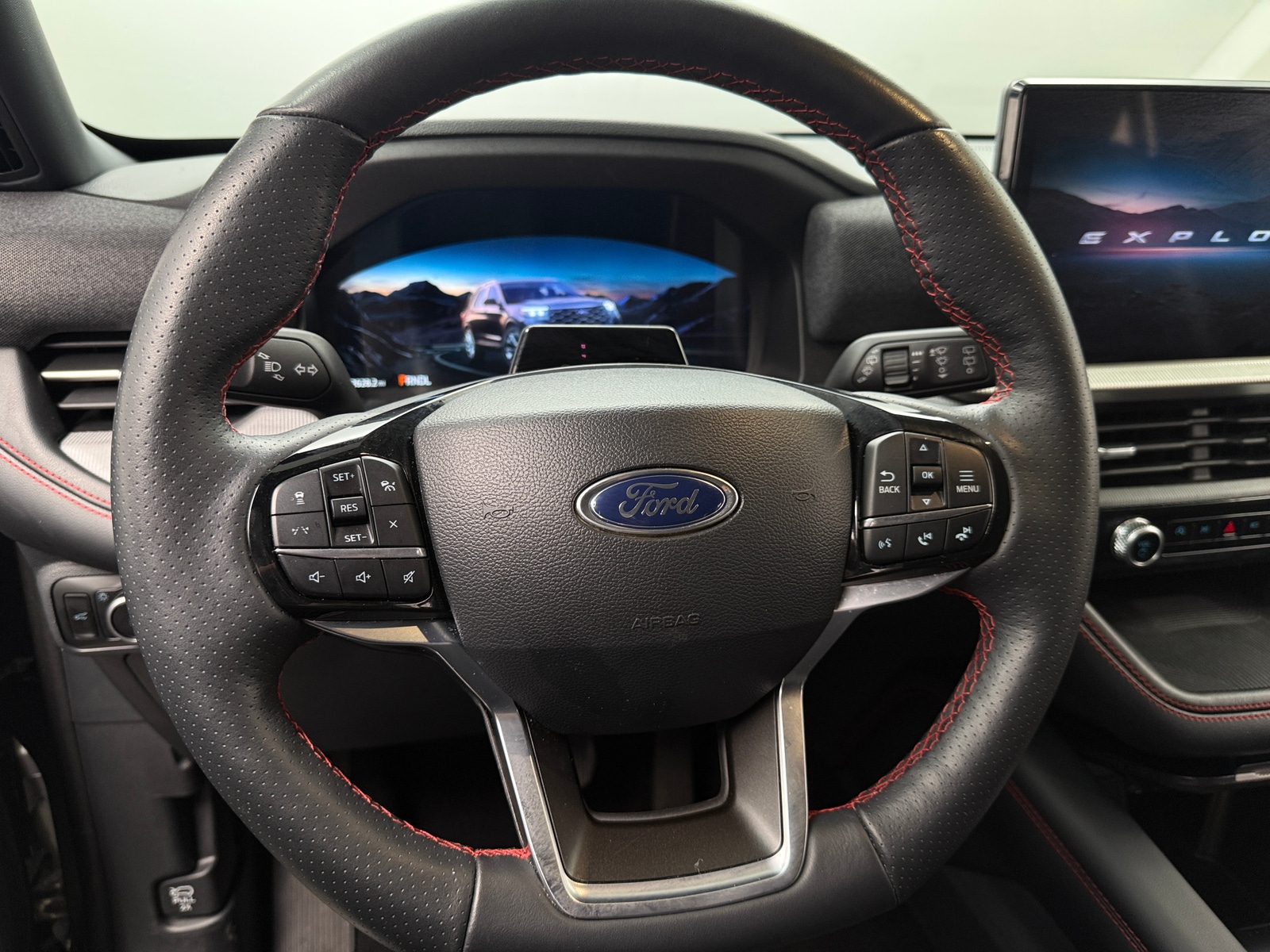 Thumbnail: 2025 Ford Explorer - 4