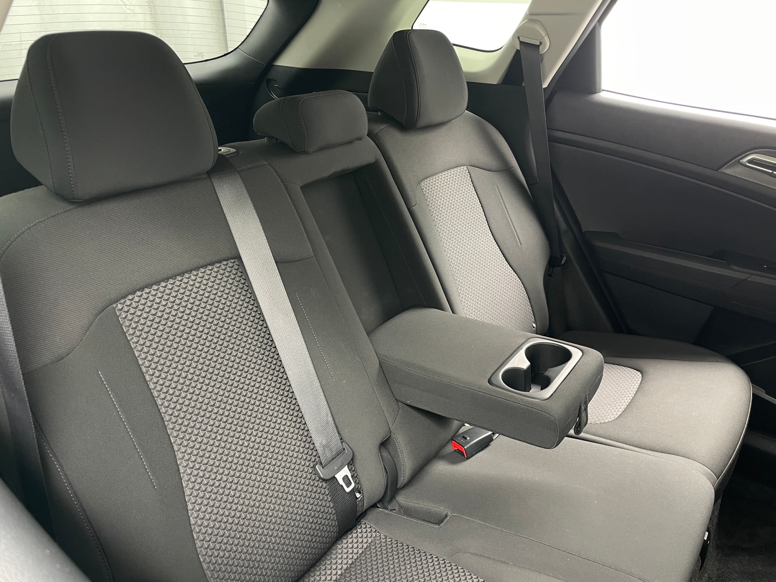 Thumbnail: 2024 Kia Sportage - 6