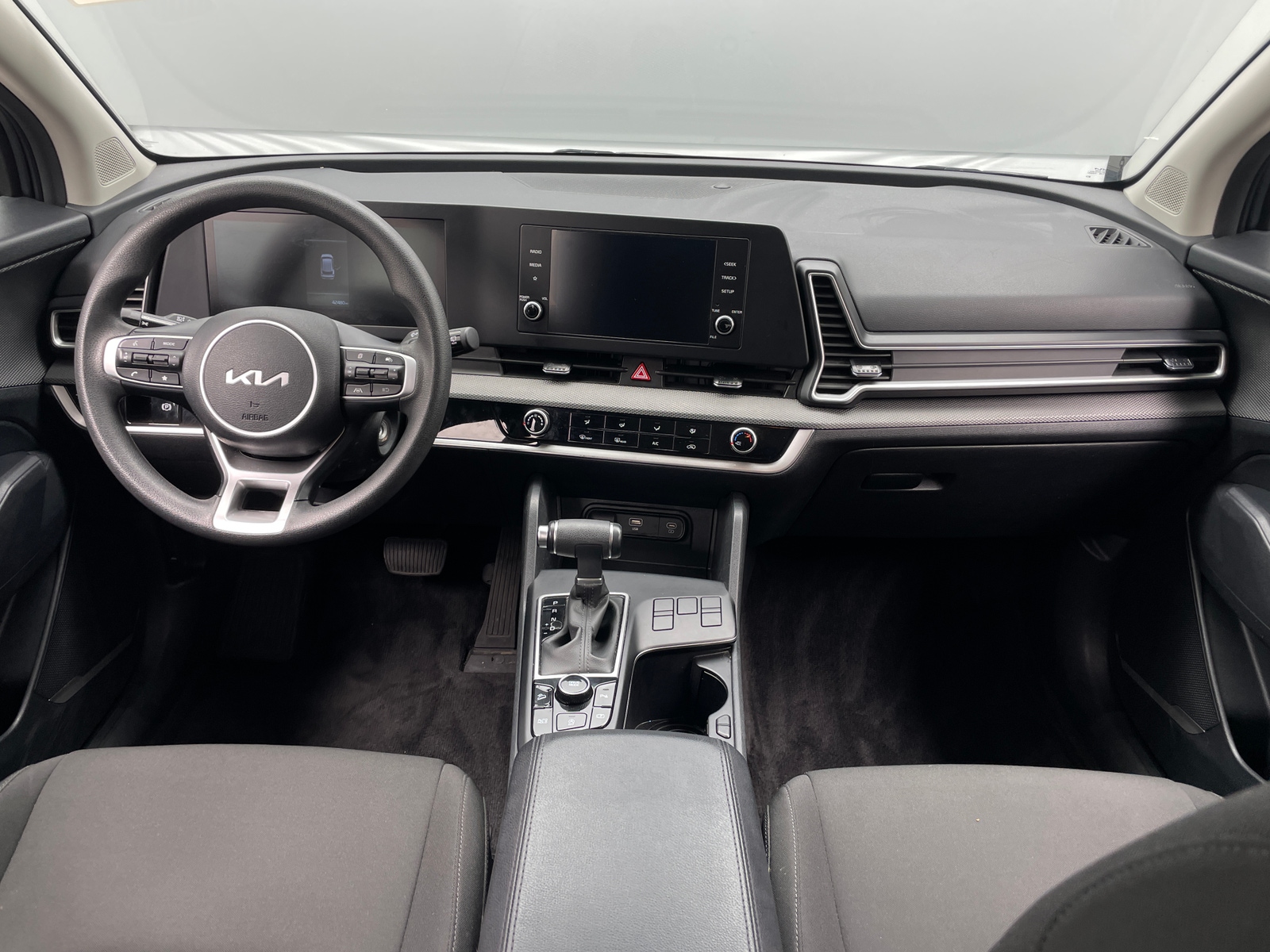 Thumbnail: 2024 Kia Sportage - 3