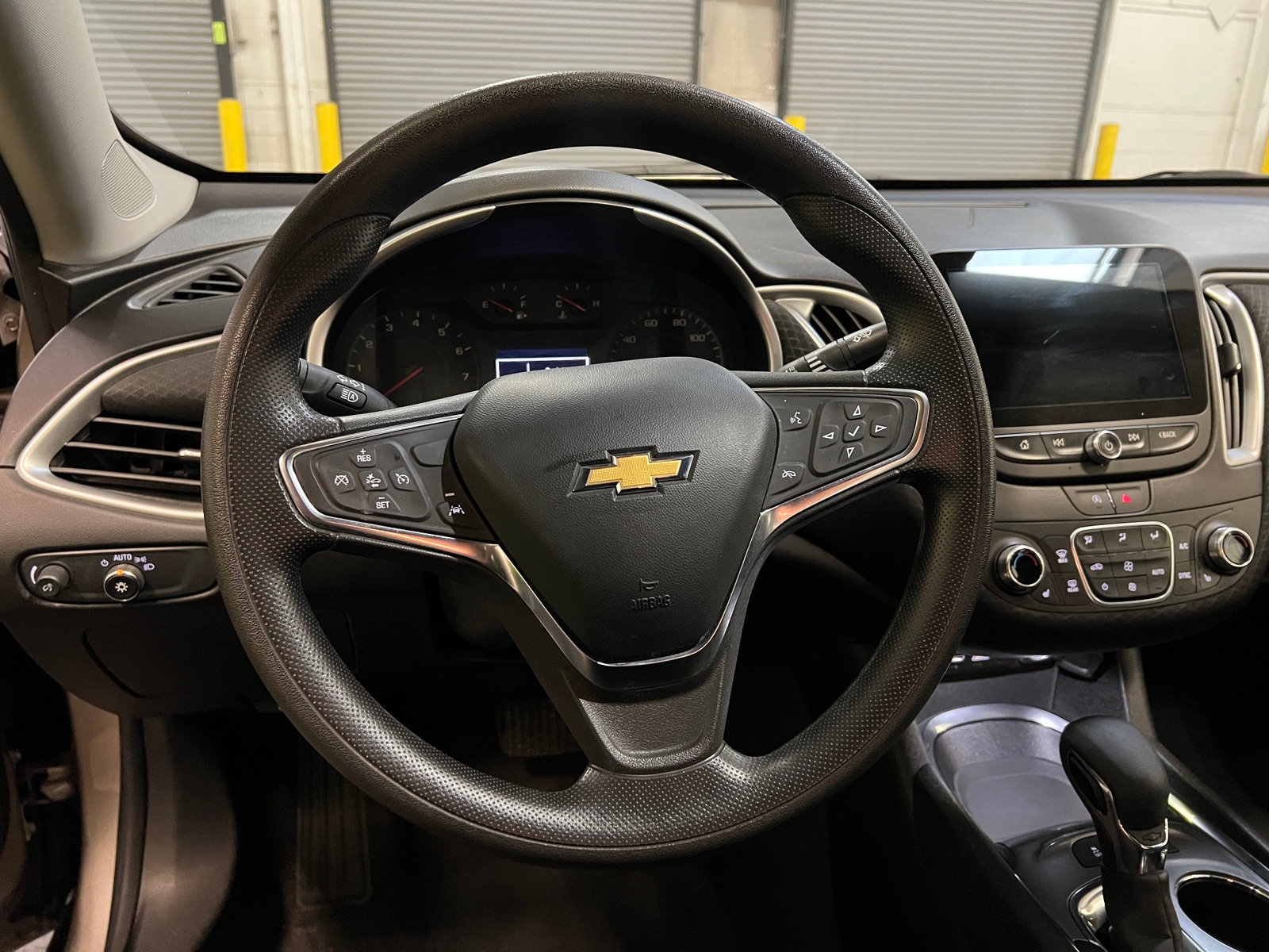 Thumbnail: 2024 Chevrolet Malibu - 5