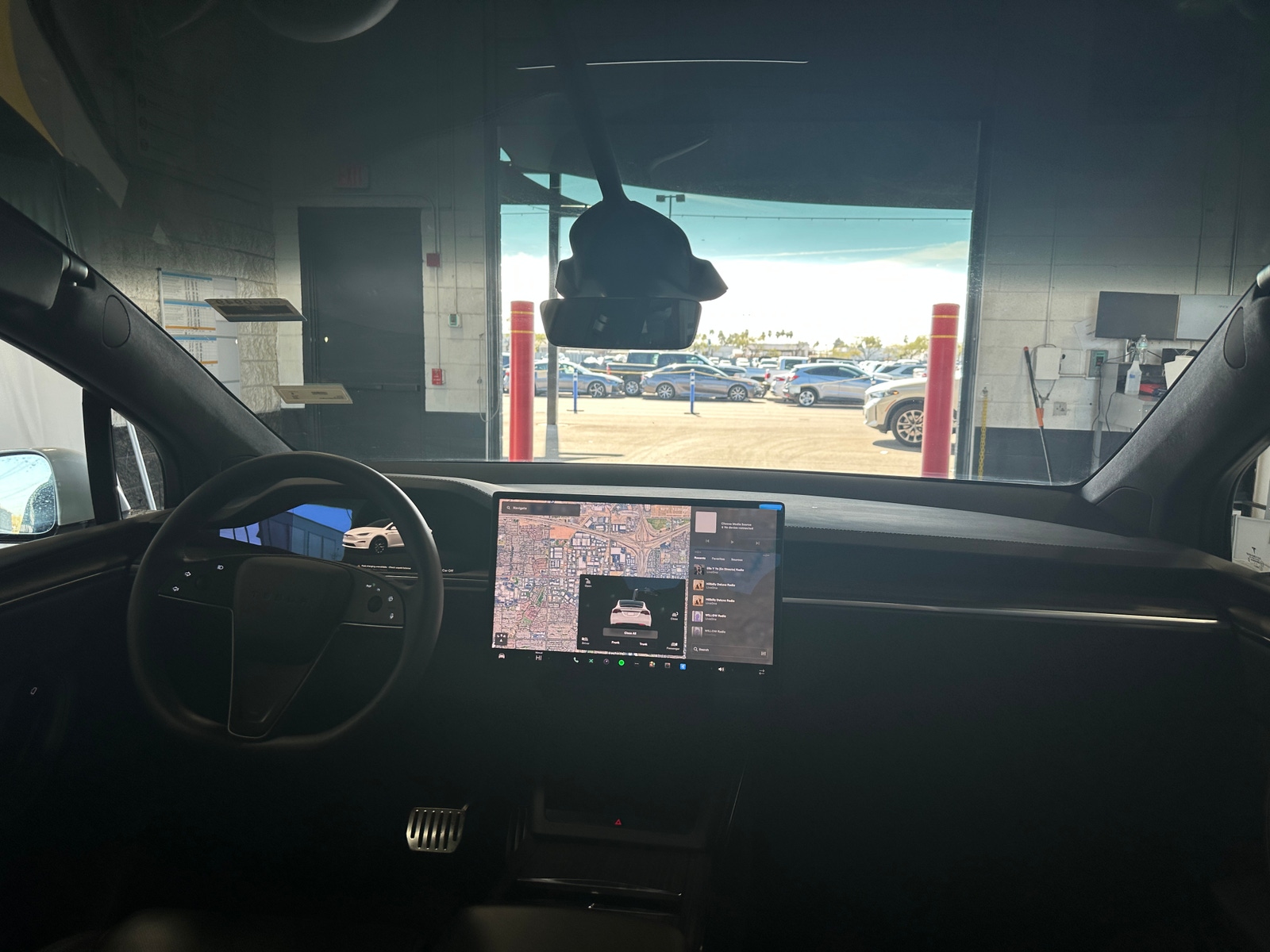 Thumbnail: 2023 Tesla Model X - 2