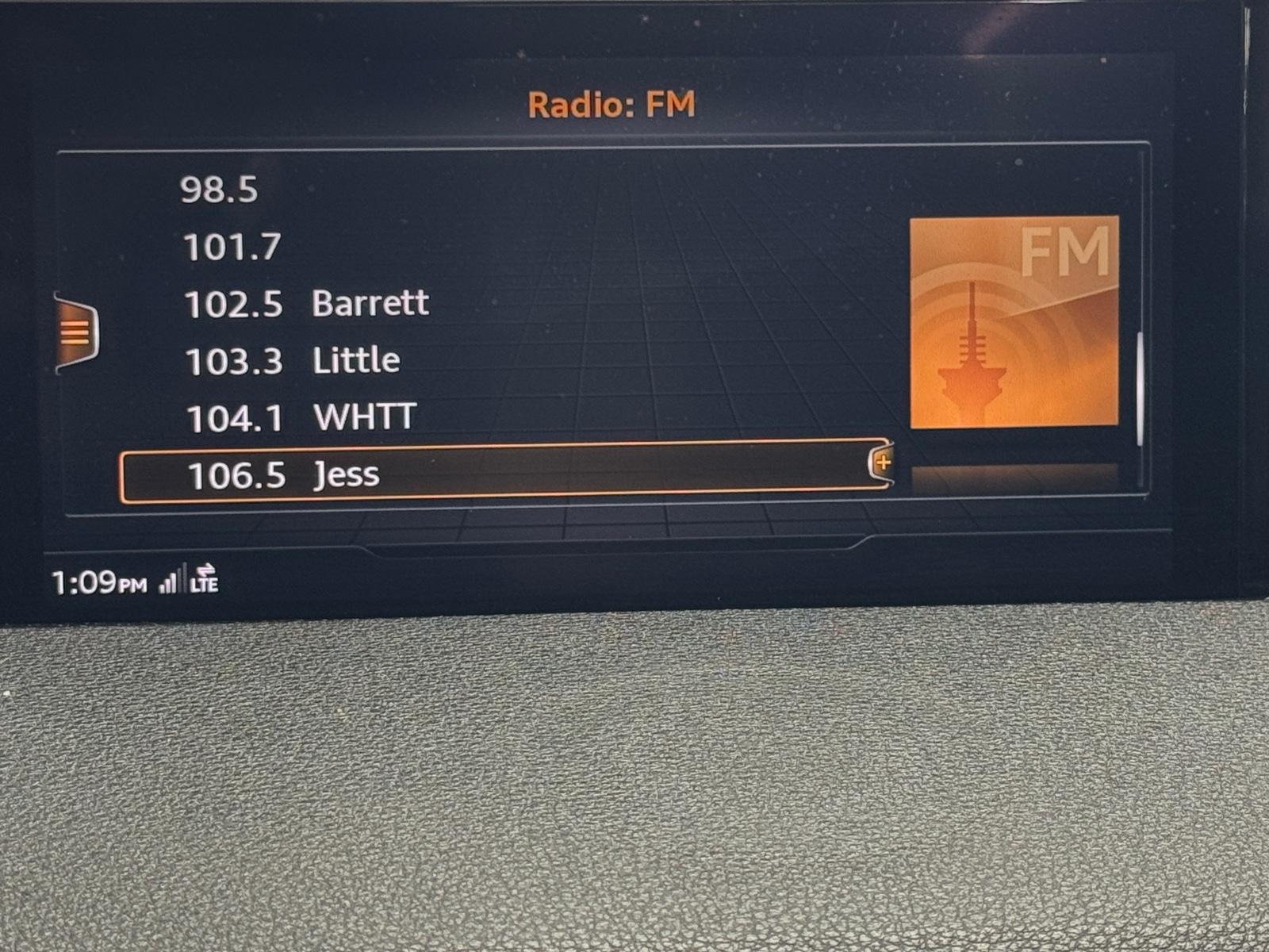 Thumbnail: 2017 Audi Q7 - 3