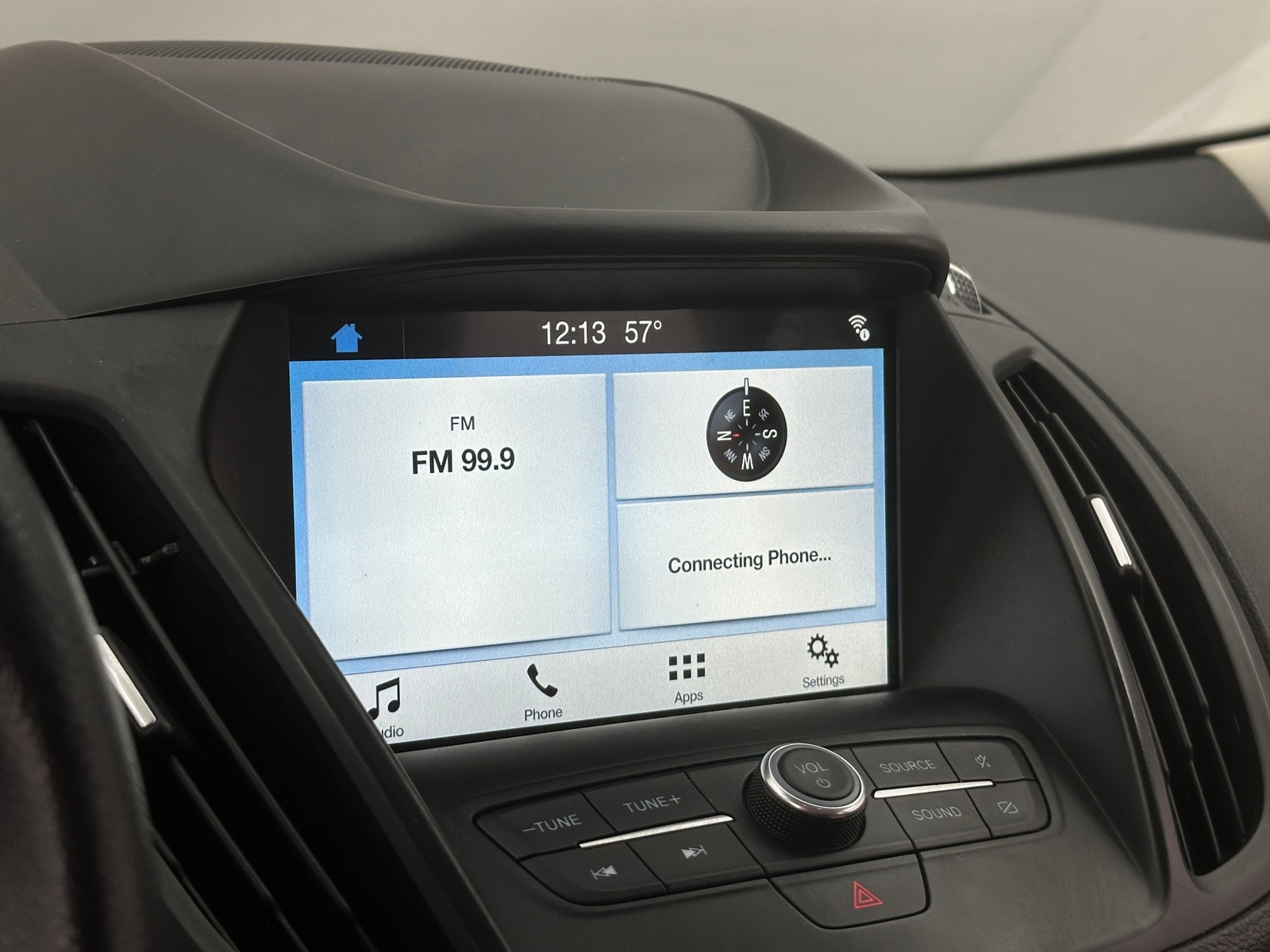 Thumbnail: 2019 Ford Escape - 4