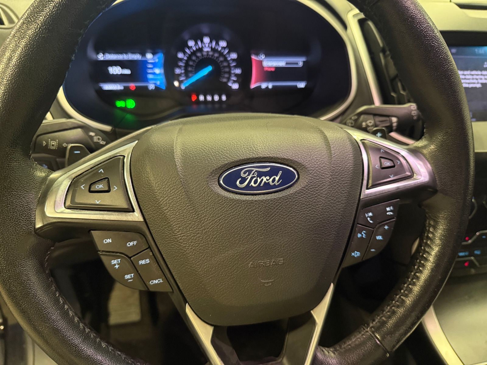 Thumbnail: 2019 Ford Edge - 4