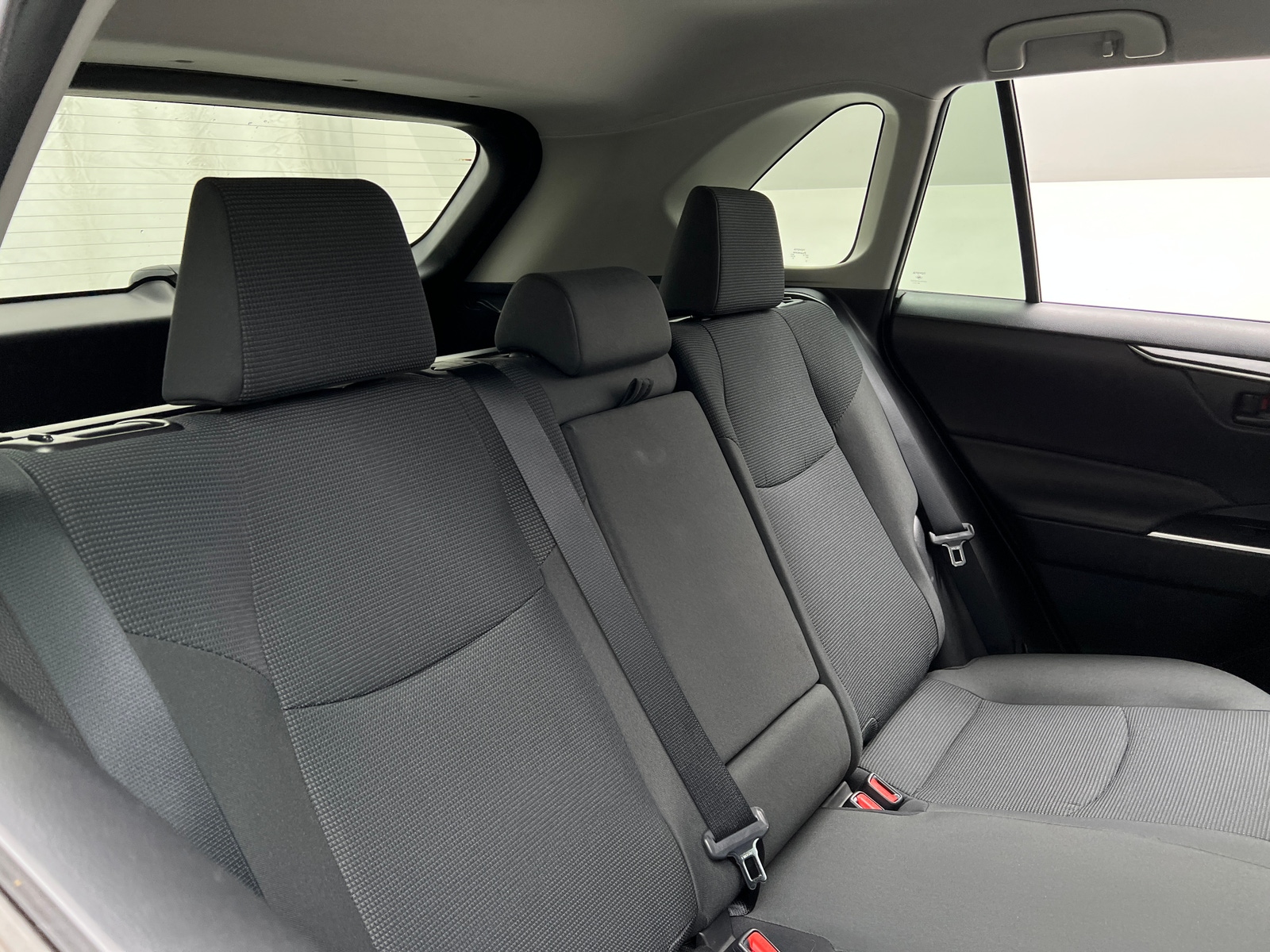 Thumbnail: 2021 Toyota RAV4 - 6