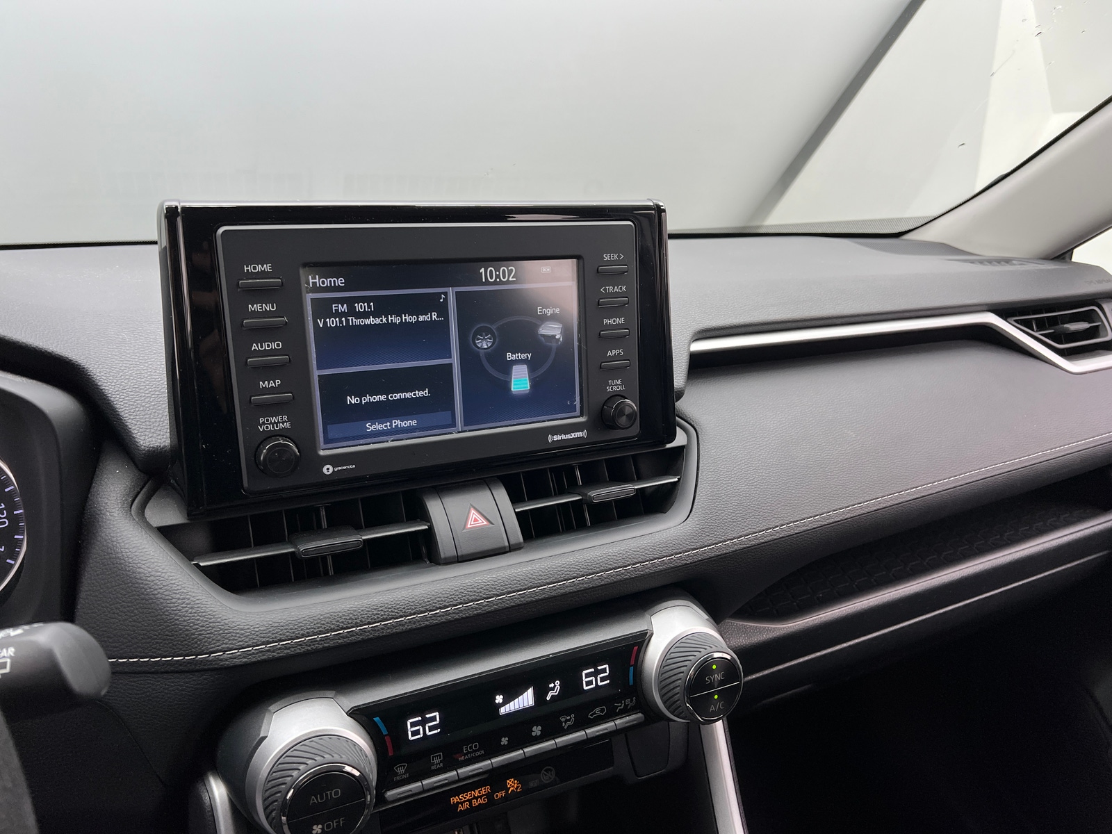 Thumbnail: 2021 Toyota RAV4 - 4