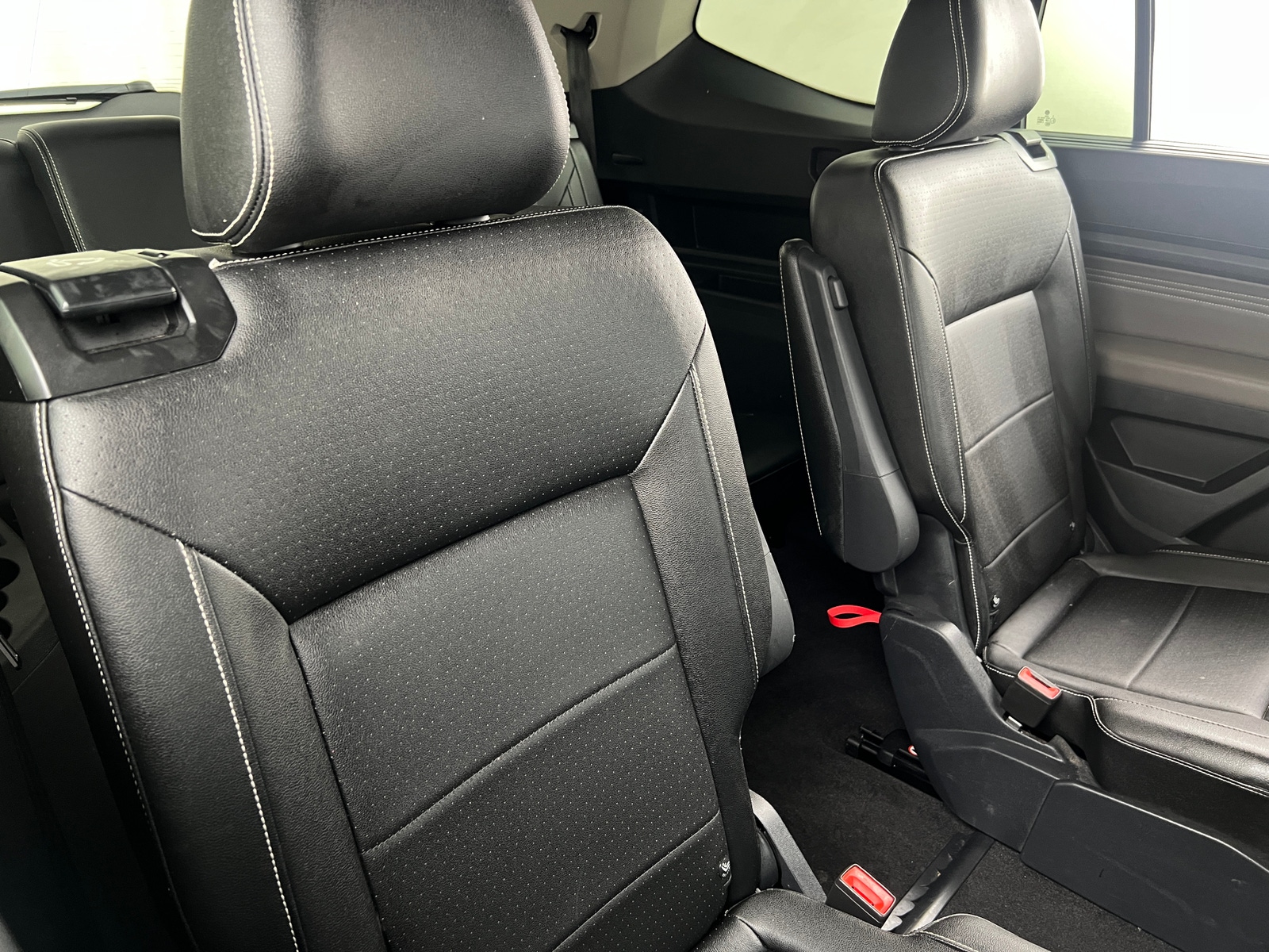 Thumbnail: 2023 Volkswagen Atlas - 5