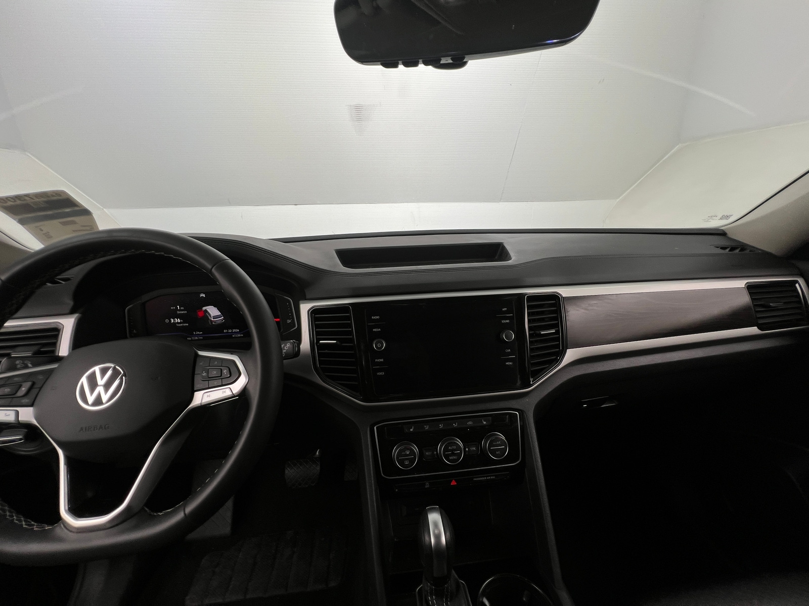 Thumbnail: 2023 Volkswagen Atlas - 2