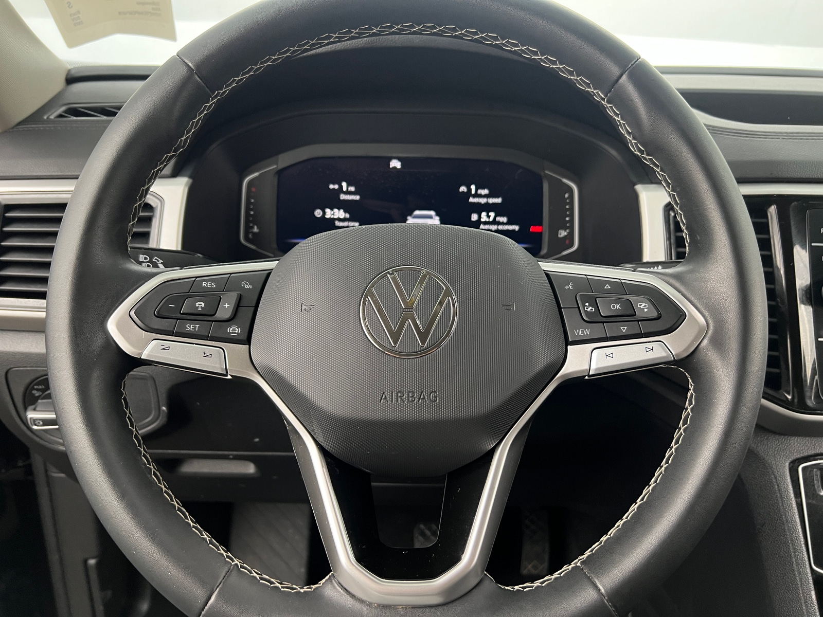 Thumbnail: 2023 Volkswagen Atlas - 4