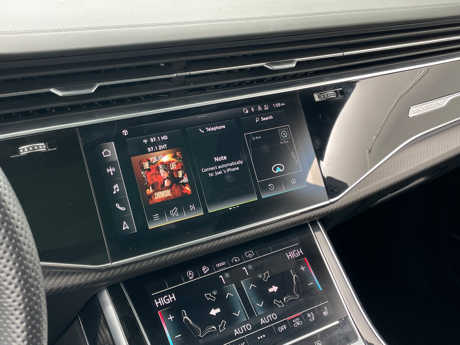 Thumbnail: 2023 Audi RS Q8 - 3